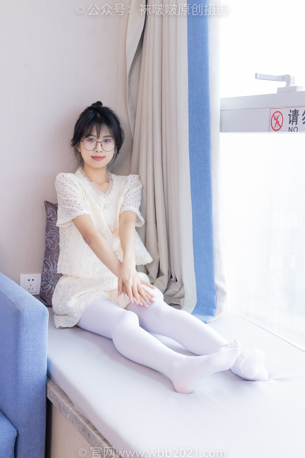 图片[82]-[BoBoSocks袜啵啵]NO.421 奶油-皮鞋、厚白丝、瑜伽动作时老头乐挠脚剧情[140P] – 速更版-美库