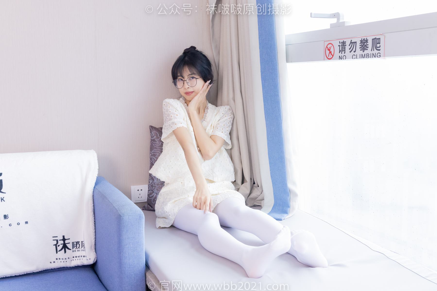 图片[84]-[BoBoSocks袜啵啵]NO.421 奶油-皮鞋、厚白丝、瑜伽动作时老头乐挠脚剧情[140P] – 速更版-美库