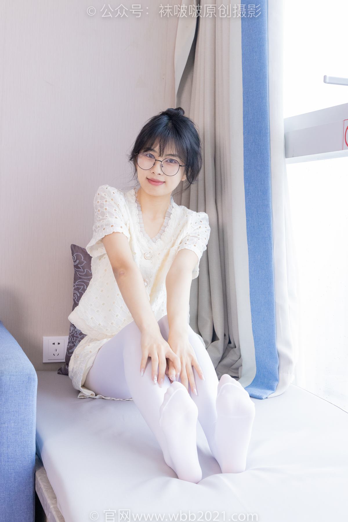 图片[88]-[BoBoSocks袜啵啵]NO.421 奶油-皮鞋、厚白丝、瑜伽动作时老头乐挠脚剧情[140P] – 速更版-美库