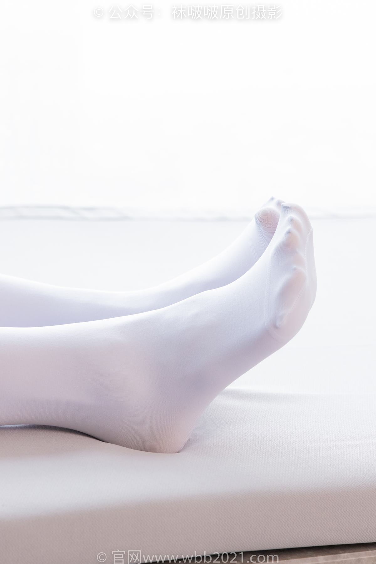 图片[97]-[BoBoSocks袜啵啵]NO.421 奶油-皮鞋、厚白丝、瑜伽动作时老头乐挠脚剧情[140P] – 速更版-美库