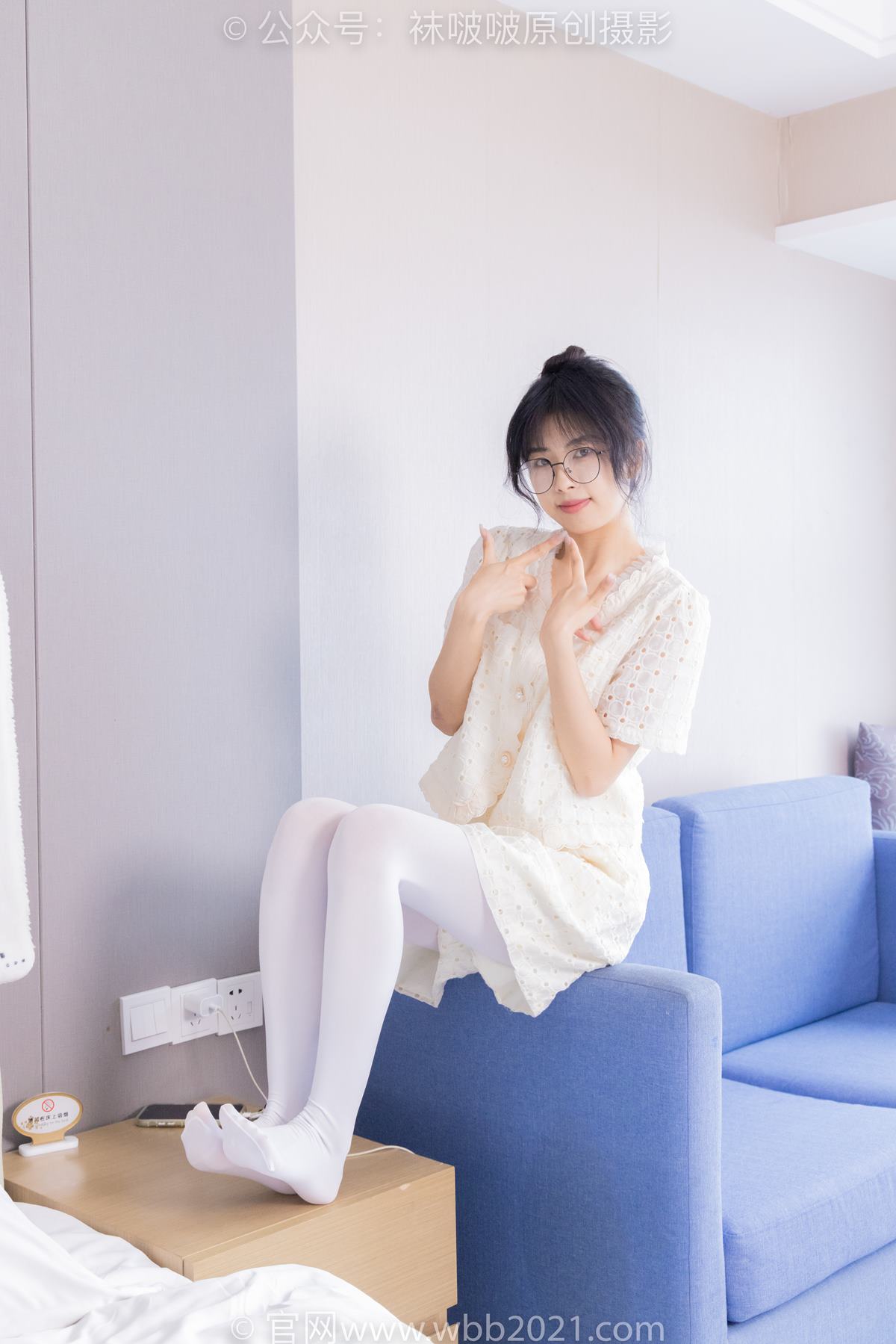 图片[135]-[BoBoSocks袜啵啵]NO.421 奶油-皮鞋、厚白丝、瑜伽动作时老头乐挠脚剧情[140P] – 速更版-美库