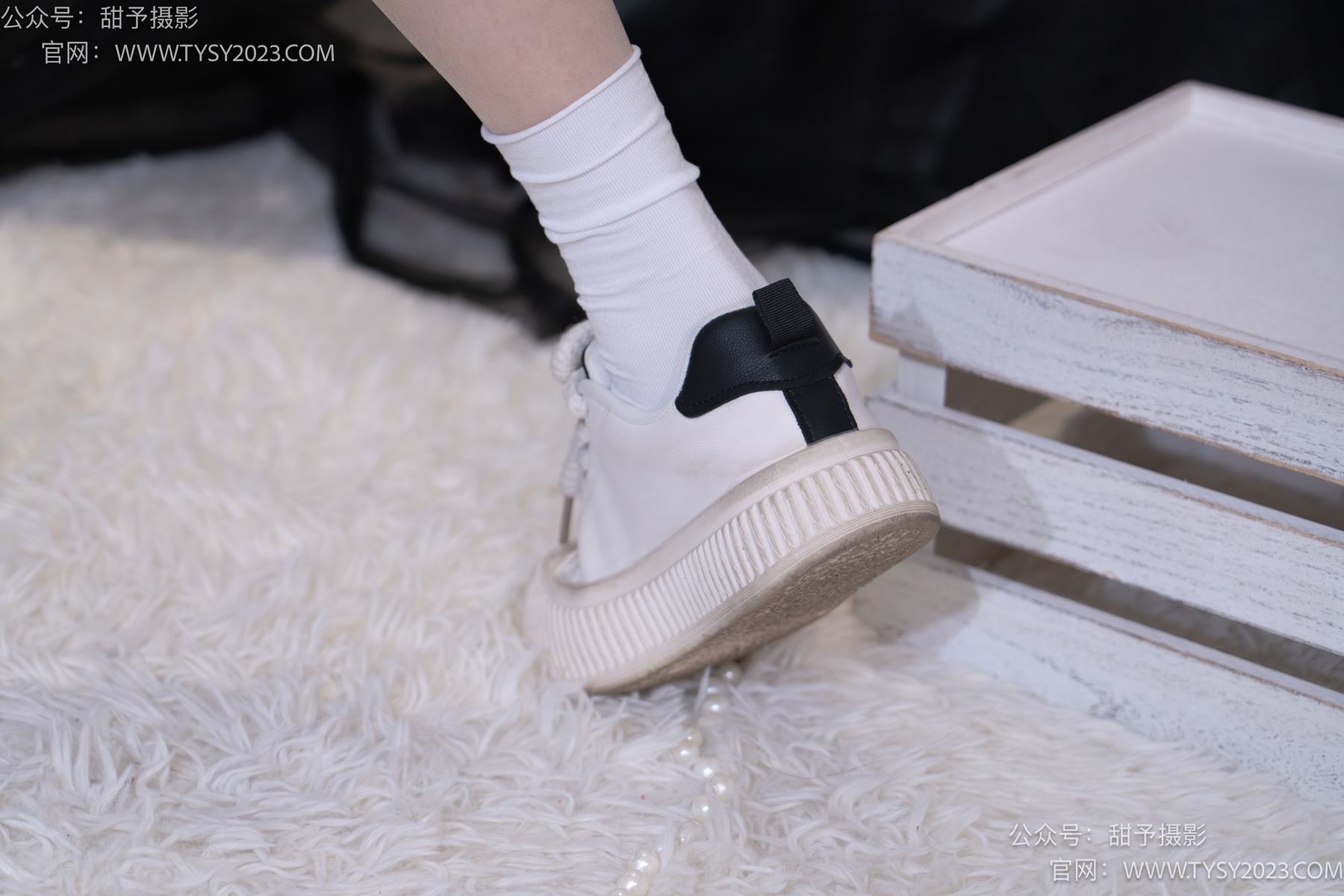 图片[22]-甜予摄影 NO.076 小狸-帆布鞋、白棉袜、肉丝（脚尖加固款）[126P] – 速更版-美库