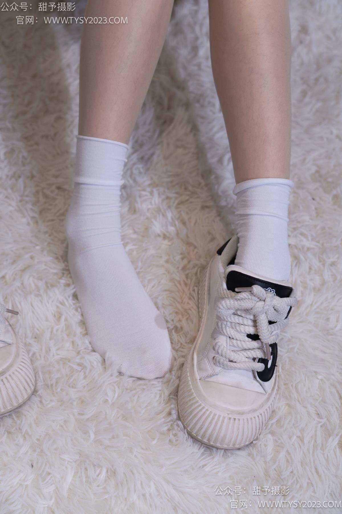 图片[39]-甜予摄影 NO.076 小狸-帆布鞋、白棉袜、肉丝（脚尖加固款）[126P] – 速更版-美库