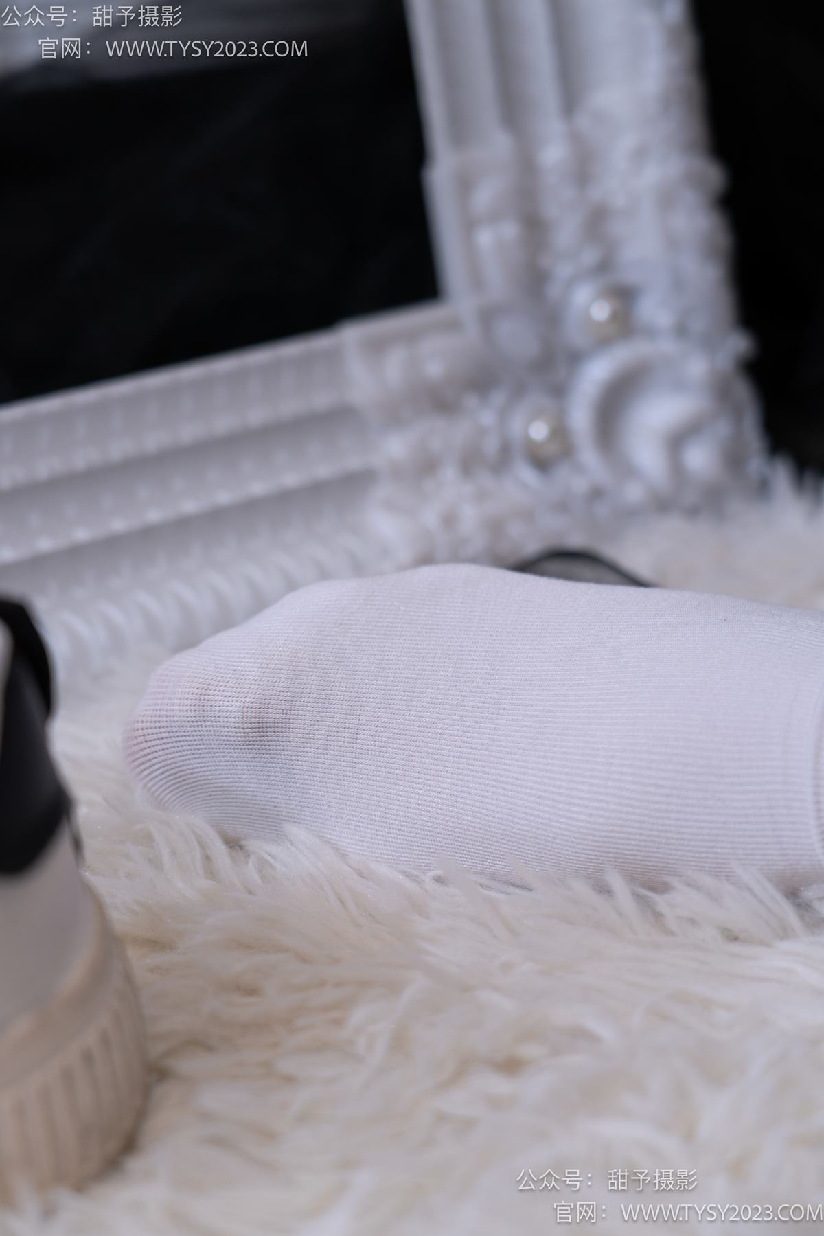 图片[53]-甜予摄影 NO.076 小狸-帆布鞋、白棉袜、肉丝（脚尖加固款）[126P] – 速更版-美库