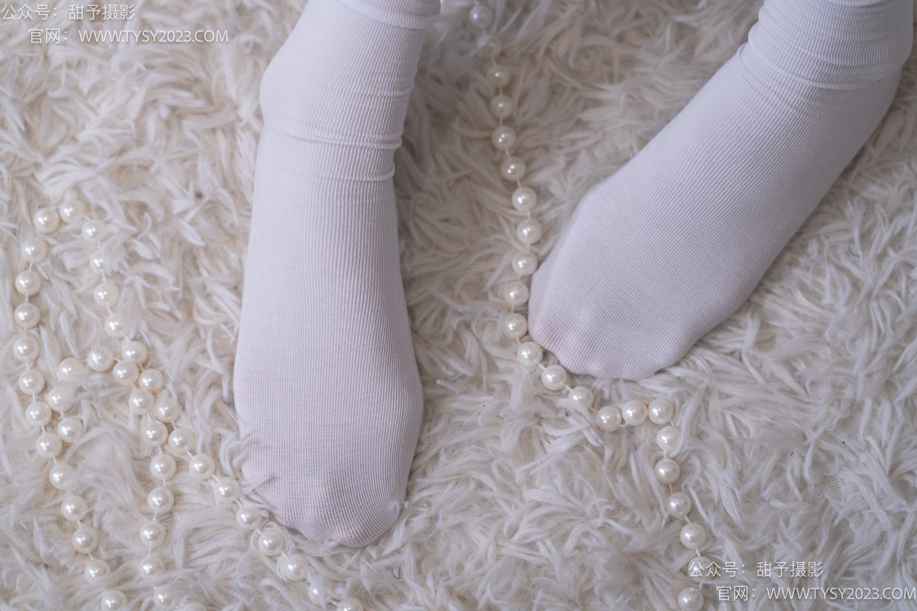 图片[54]-甜予摄影 NO.076 小狸-帆布鞋、白棉袜、肉丝（脚尖加固款）[126P] – 速更版-美库