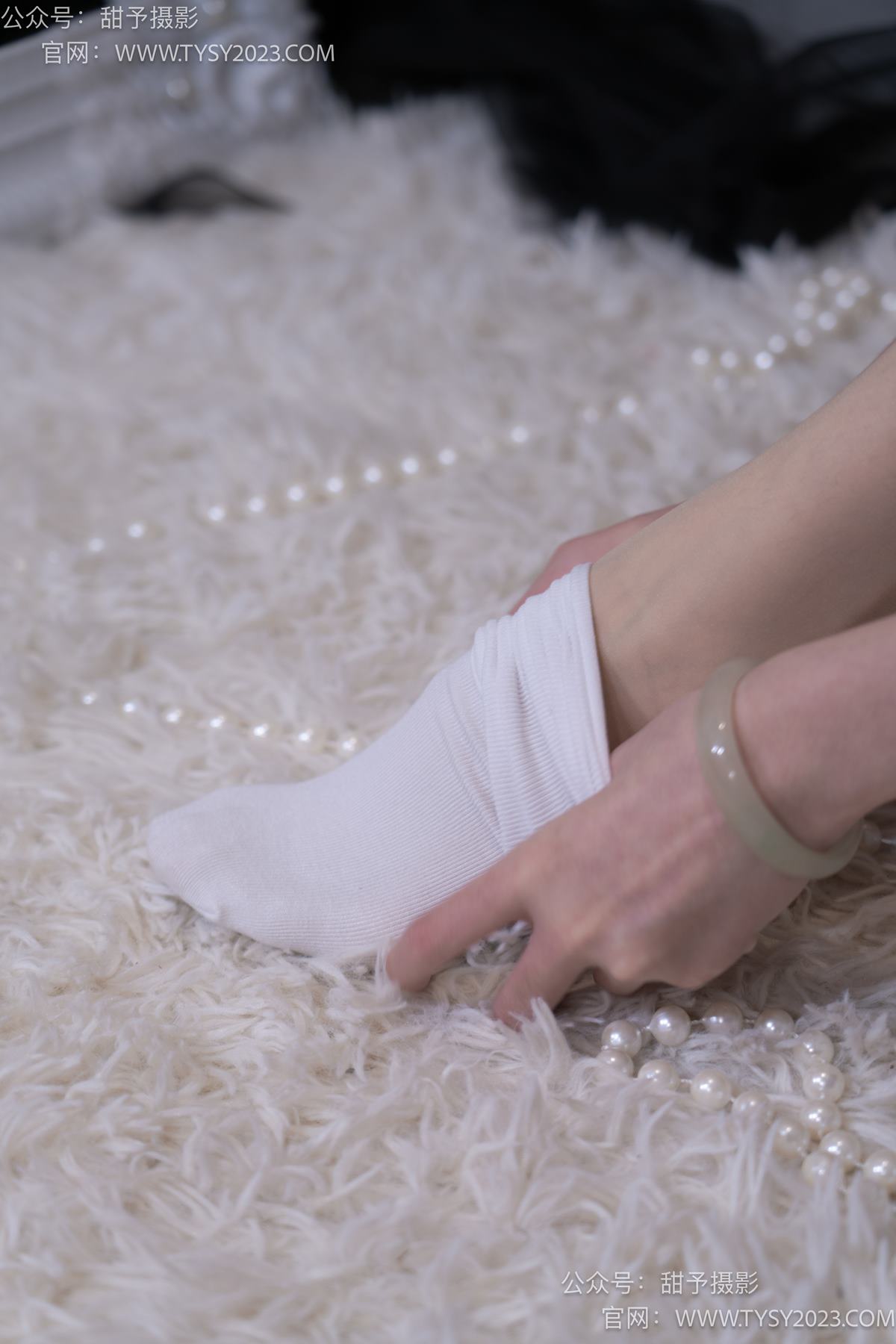 图片[101]-甜予摄影 NO.076 小狸-帆布鞋、白棉袜、肉丝（脚尖加固款）[126P] – 速更版-美库