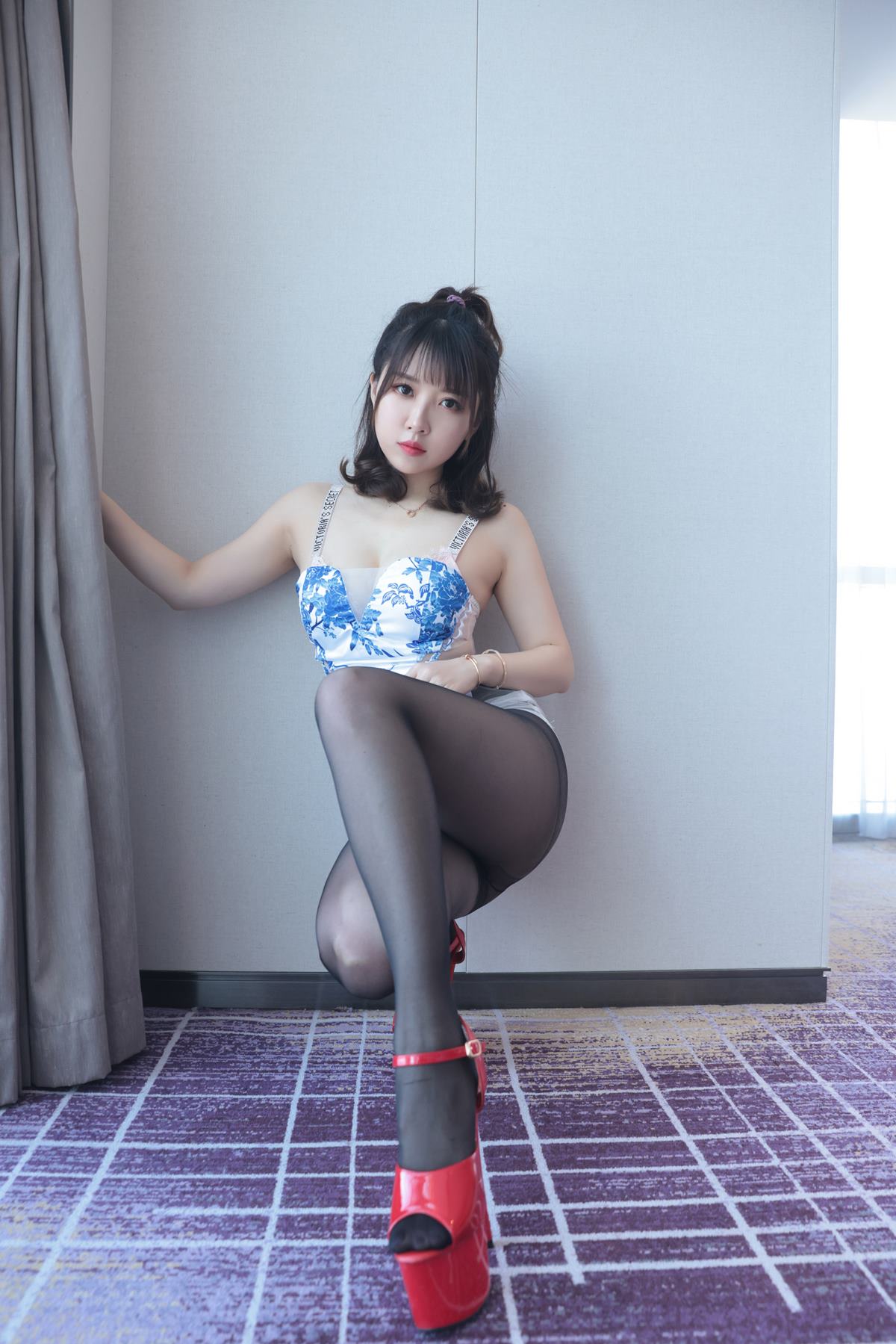 图片[34]-小女巫露娜  – 青花瓷旗袍[79P] – 速更版-美库