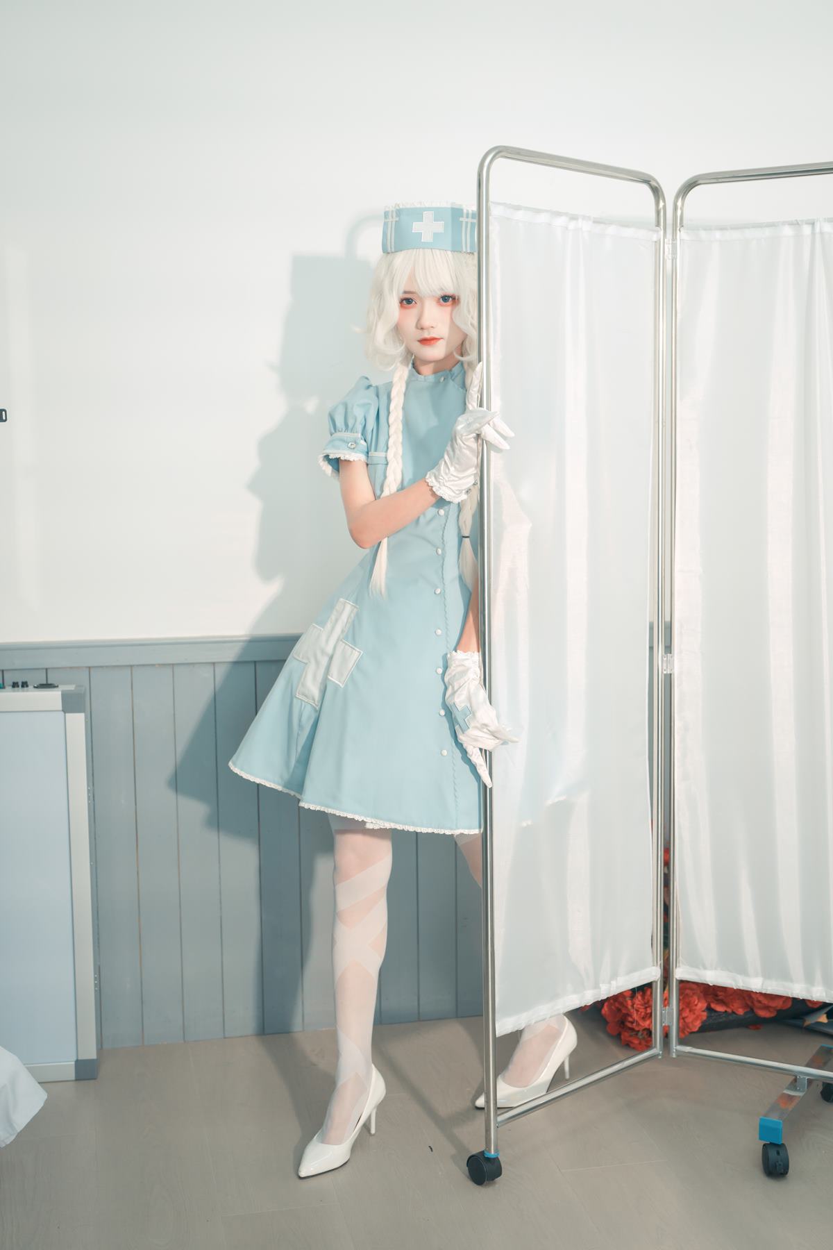 图片[14]-人气Coser@兔子Zzz不吃胡萝卜 甜蜜疗愈 [31P] – 速更版-美库