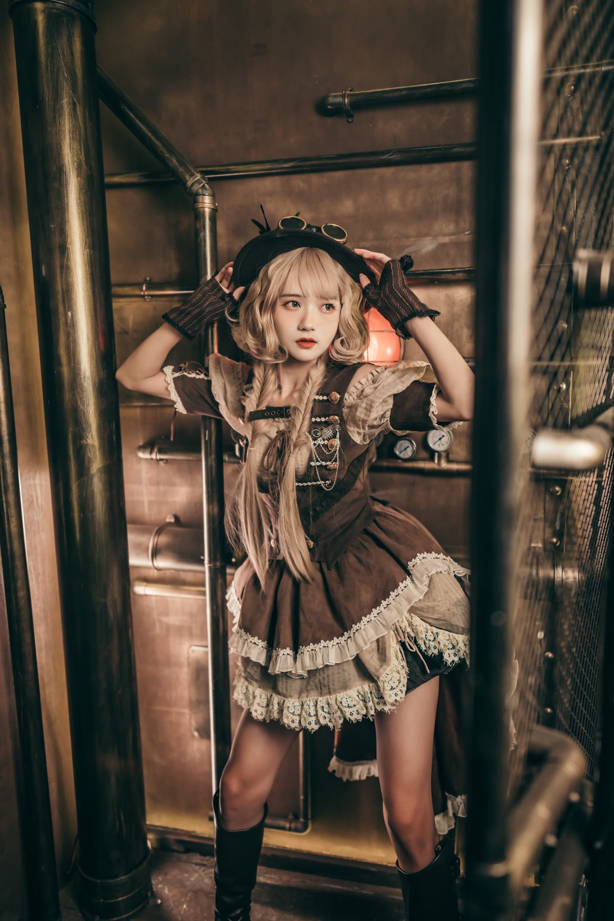 图片[11]-人气Coser@兔子Zzz不吃胡萝卜 蒸汽少女 [29P] – 速更版-美库