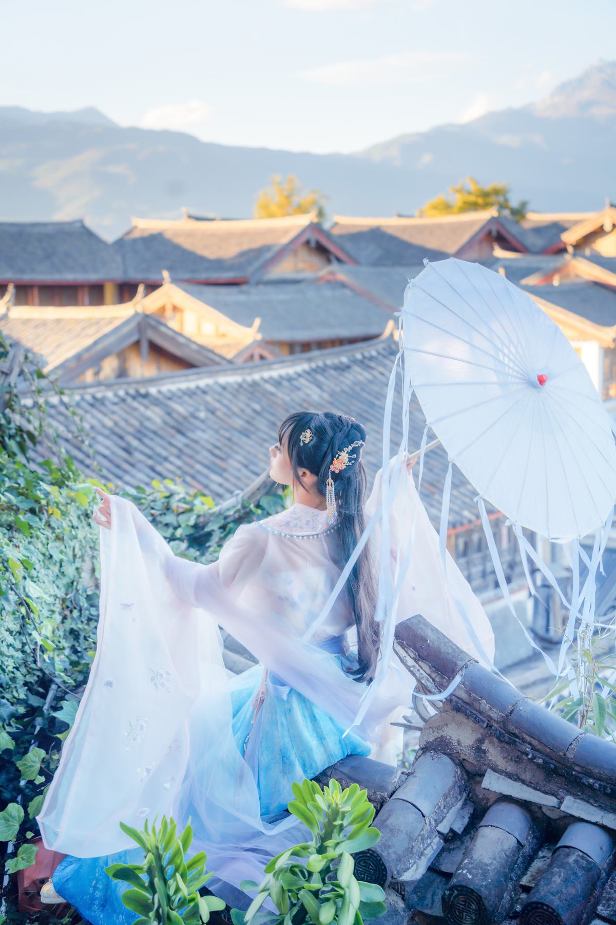 图片[10]-人气Coser@兔子Zzz不吃胡萝卜 丽江屋顶 [22P] – 速更版-美库