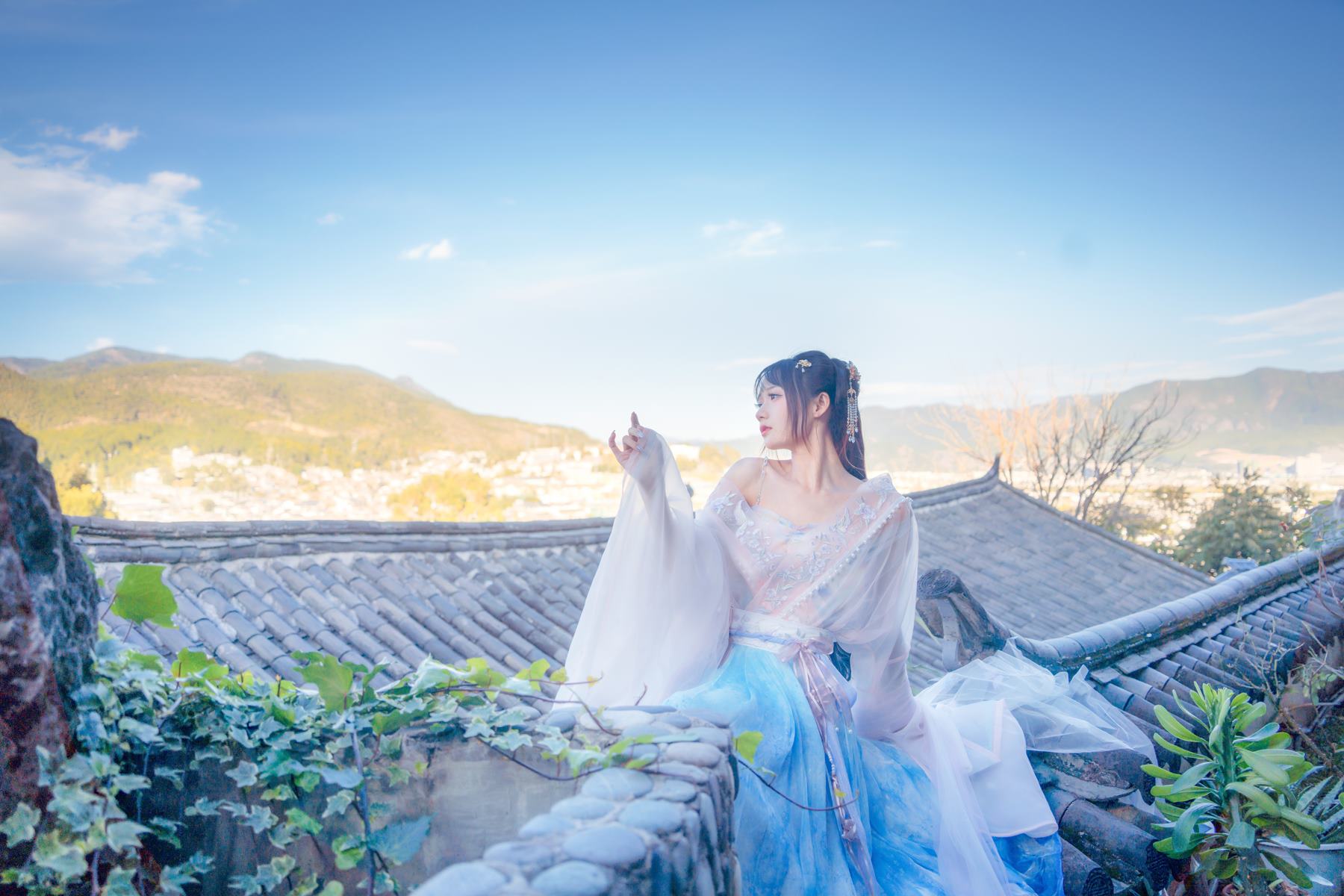 图片[16]-人气Coser@兔子Zzz不吃胡萝卜 丽江屋顶 [22P] – 速更版-美库