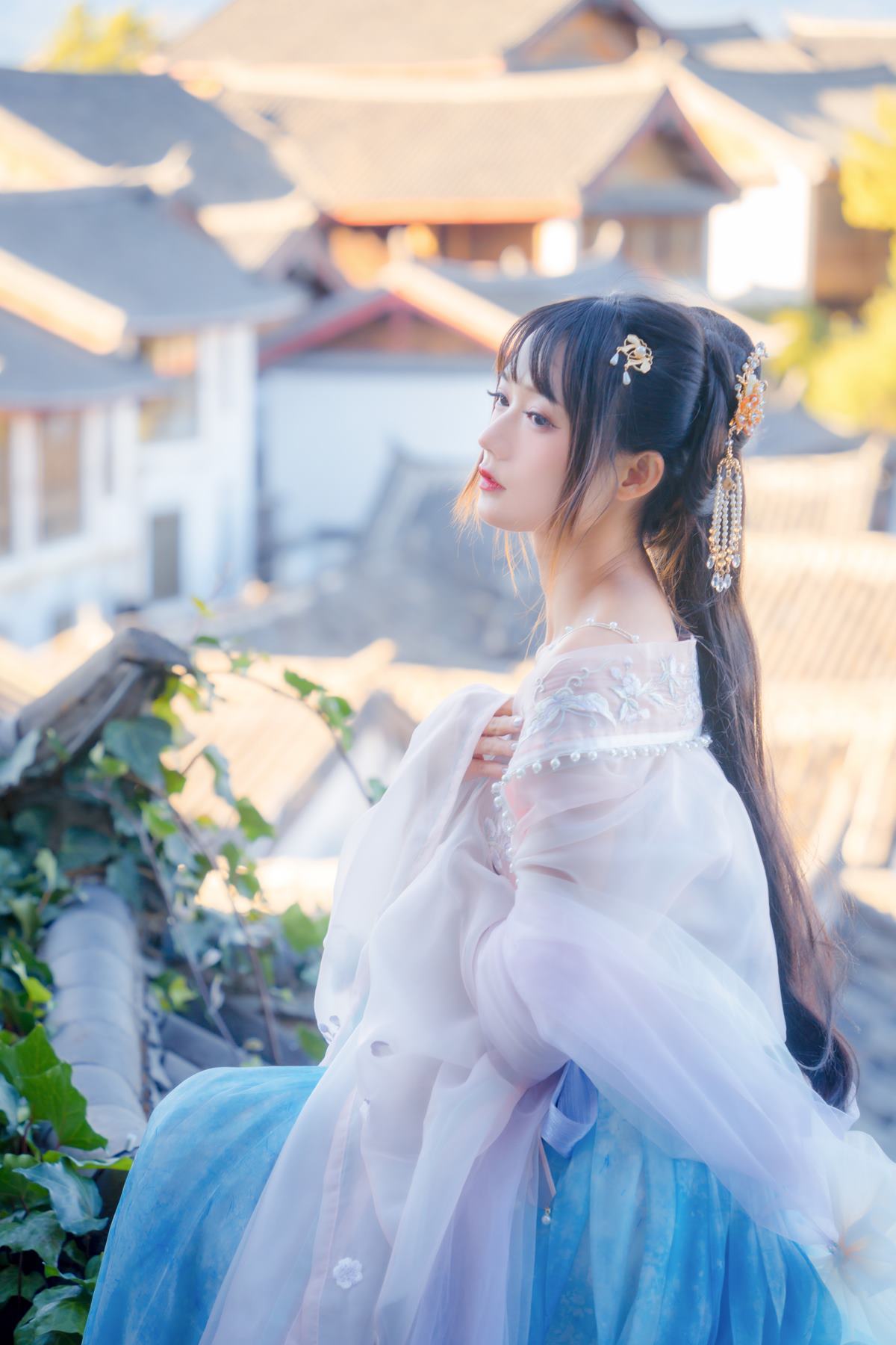 图片[20]-人气Coser@兔子Zzz不吃胡萝卜 丽江屋顶 [22P] – 速更版-美库