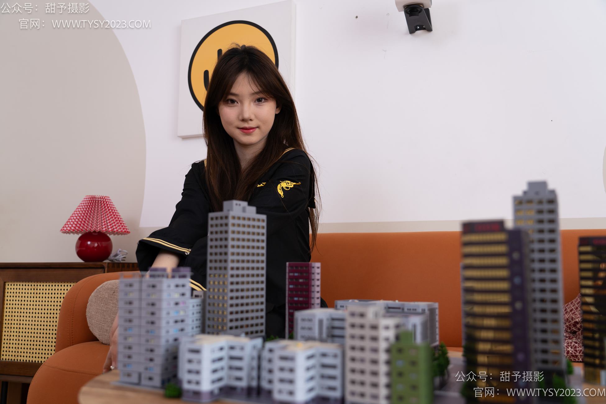 图片[16]-甜予摄影 NO.077 璇璇-JK制服、凉爽高跟鞋、嘿丝（脚尖透明款）、小人国剧情[128P] – 速更版-美库