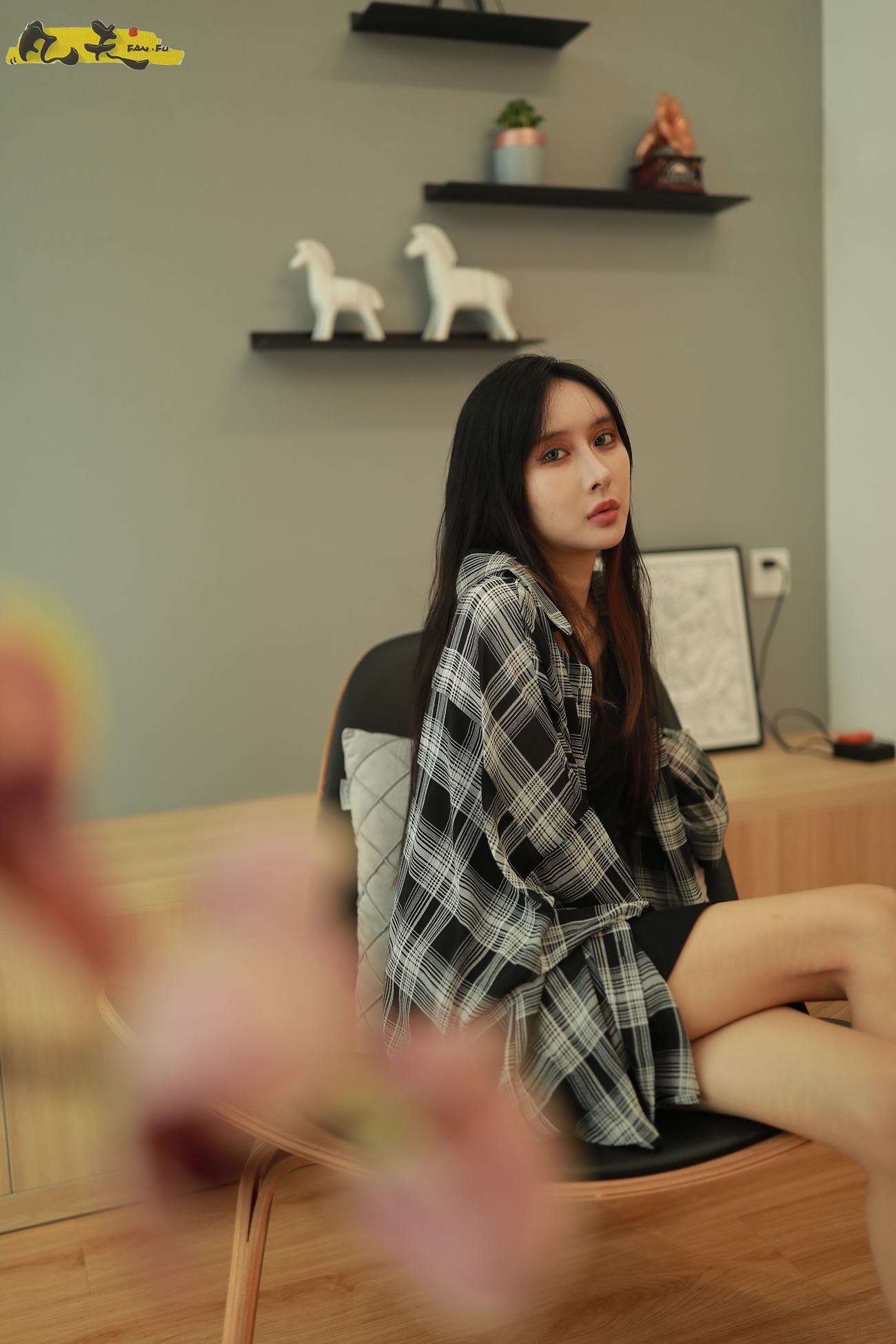 图片[19]-凡夫摄影 NO.0009 – 依茜 高帮帆布鞋黑色棉袜[243P] – 速更版-美库