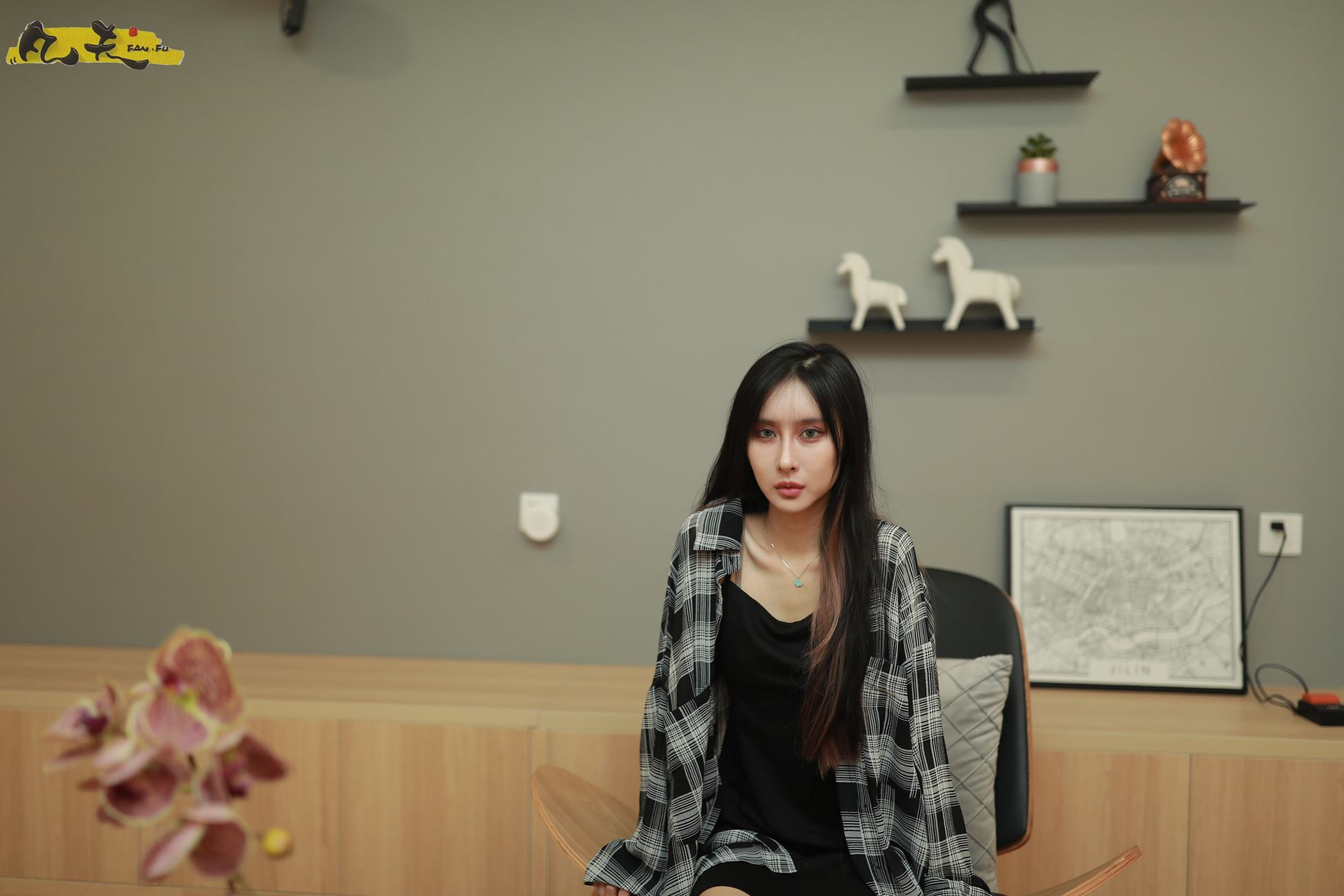 图片[28]-凡夫摄影 NO.0009 – 依茜 高帮帆布鞋黑色棉袜[243P] – 速更版-美库