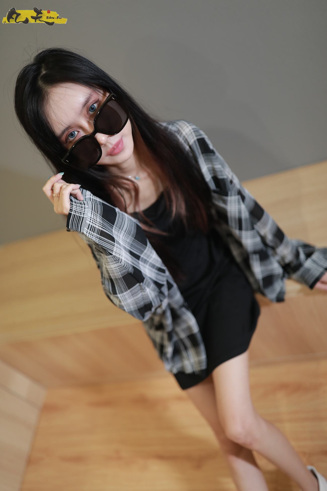 图片[52]-凡夫摄影 NO.0009 – 依茜 高帮帆布鞋黑色棉袜[243P] – 速更版-美库