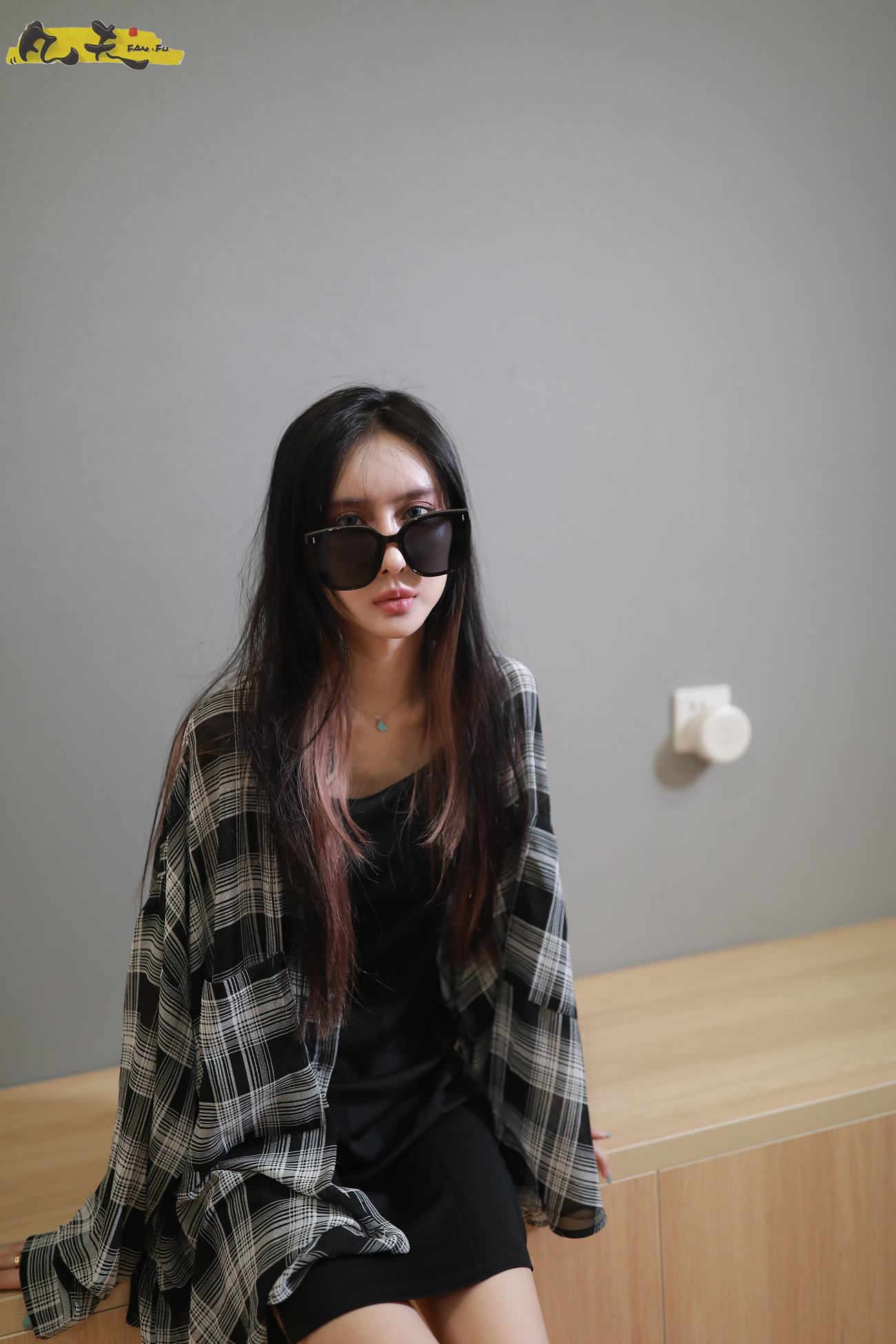 图片[53]-凡夫摄影 NO.0009 – 依茜 高帮帆布鞋黑色棉袜[243P] – 速更版-美库