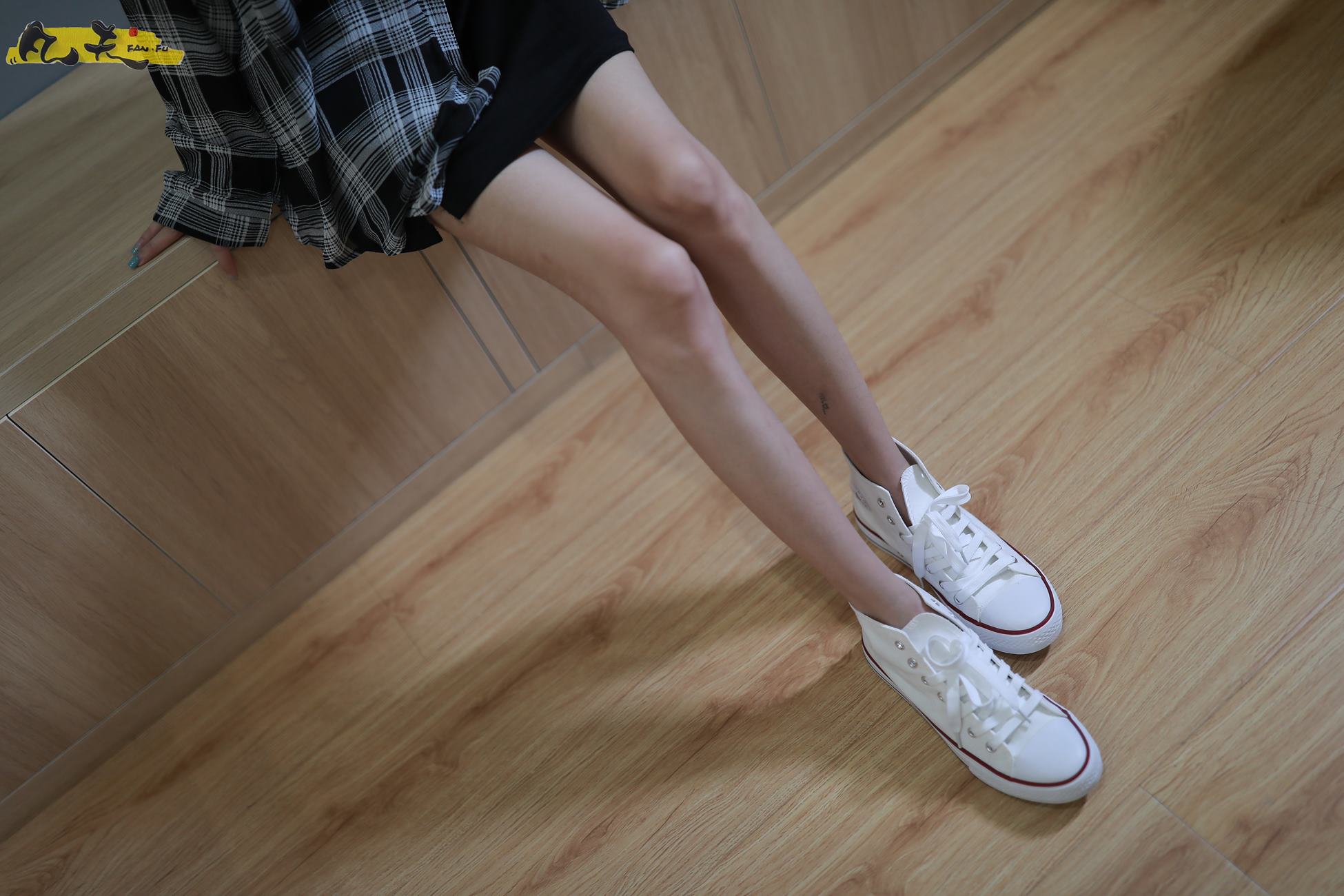 图片[54]-凡夫摄影 NO.0009 – 依茜 高帮帆布鞋黑色棉袜[243P] – 速更版-美库