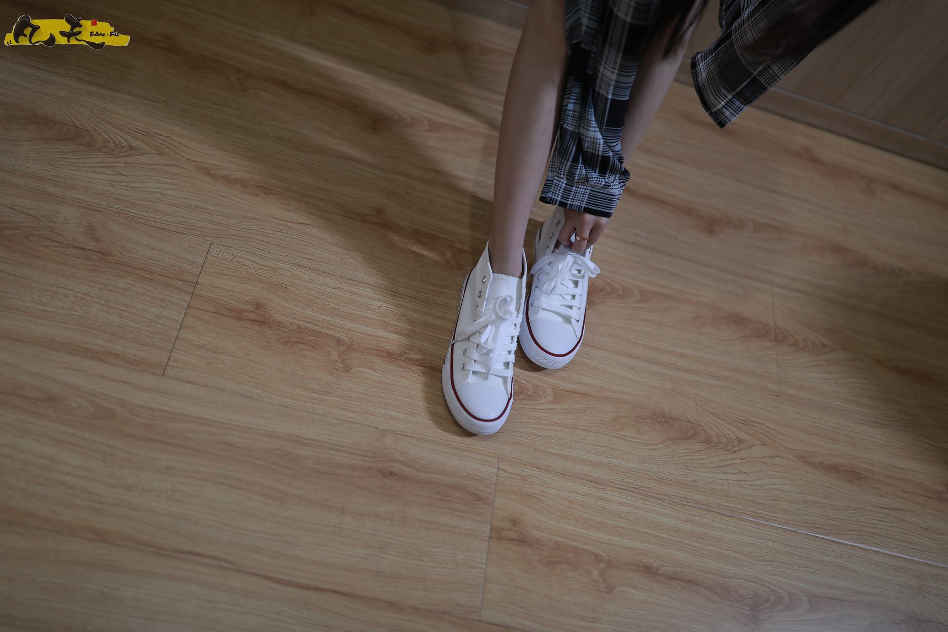 图片[57]-凡夫摄影 NO.0009 – 依茜 高帮帆布鞋黑色棉袜[243P] – 速更版-美库