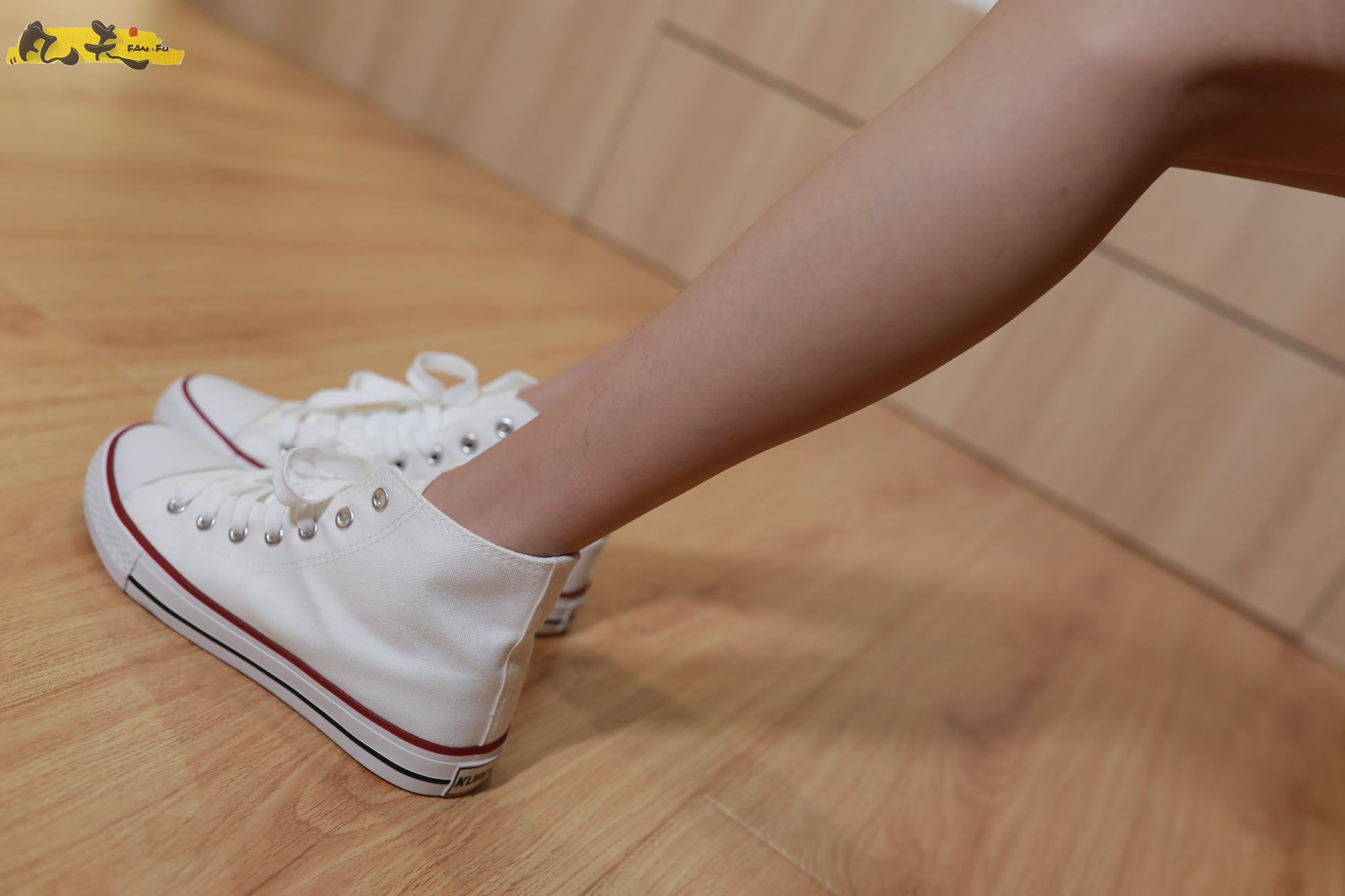 图片[63]-凡夫摄影 NO.0009 – 依茜 高帮帆布鞋黑色棉袜[243P] – 速更版-美库