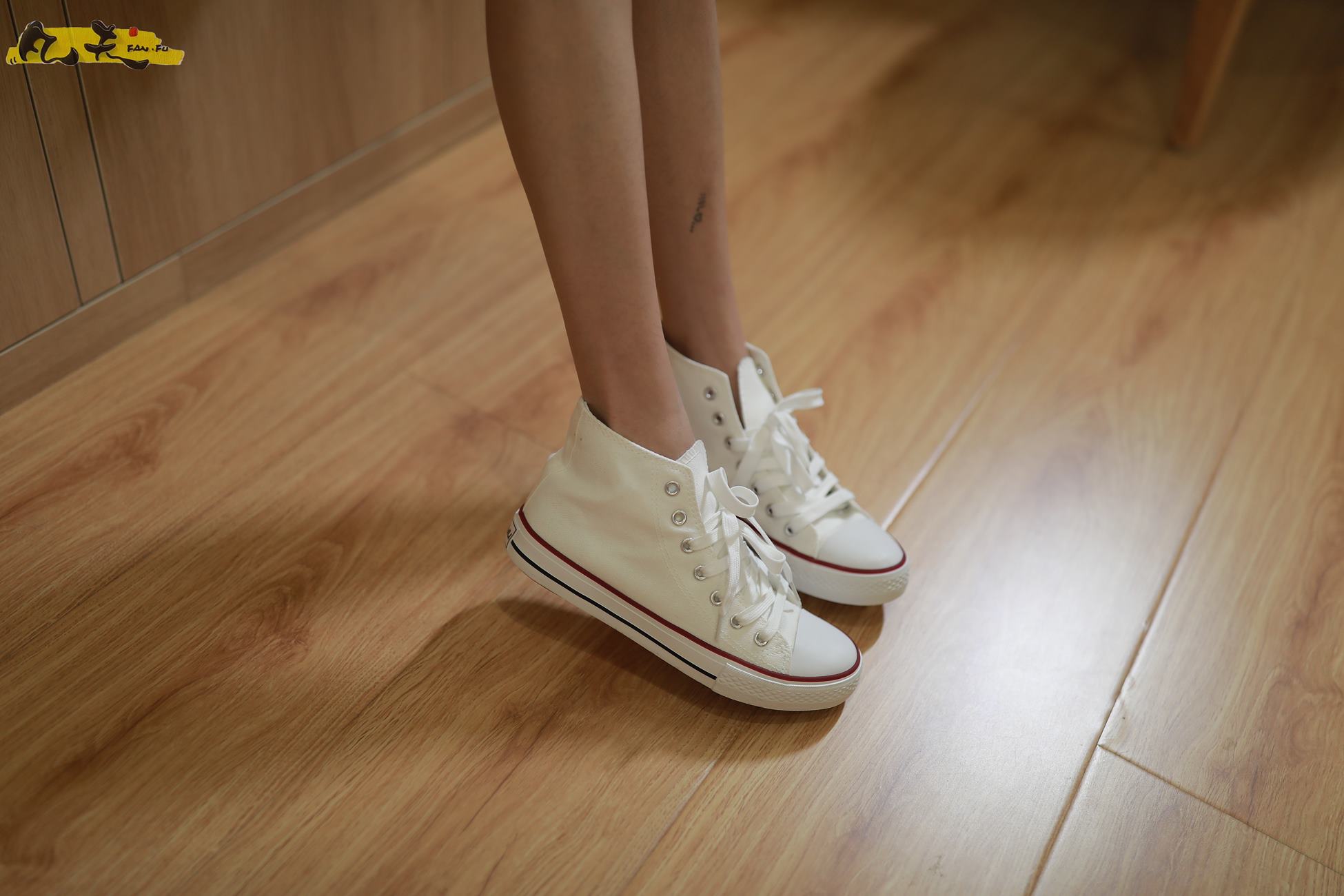 图片[82]-凡夫摄影 NO.0009 – 依茜 高帮帆布鞋黑色棉袜[243P] – 速更版-美库