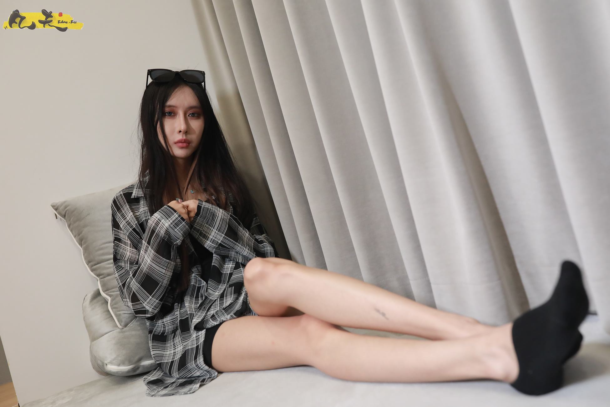 图片[93]-凡夫摄影 NO.0009 – 依茜 高帮帆布鞋黑色棉袜[243P] – 速更版-美库