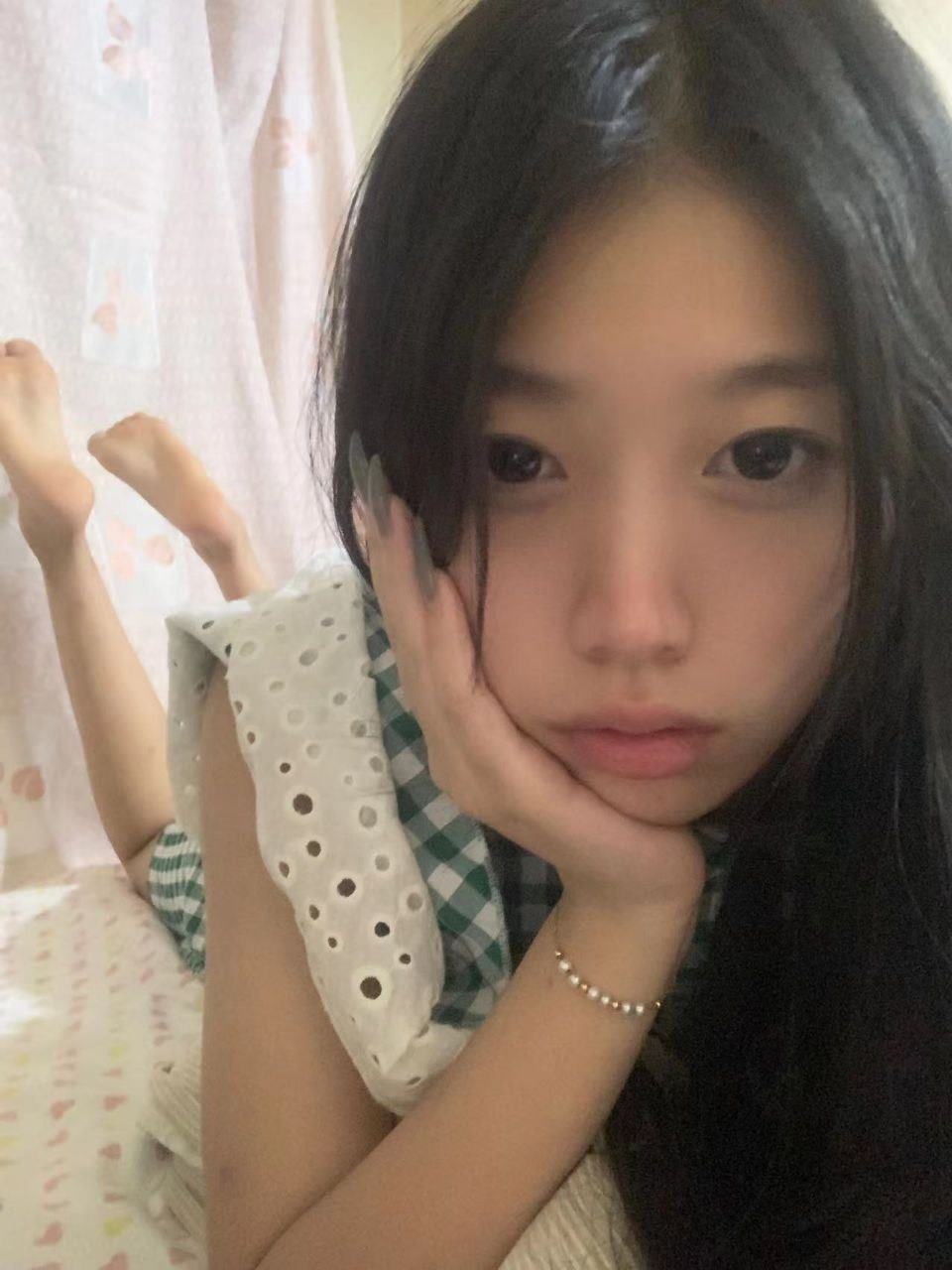 图片[14]-脚模面试脸足同框套路系列-045-165 94 36.5 长发学妹[17P] – 速更版-美库