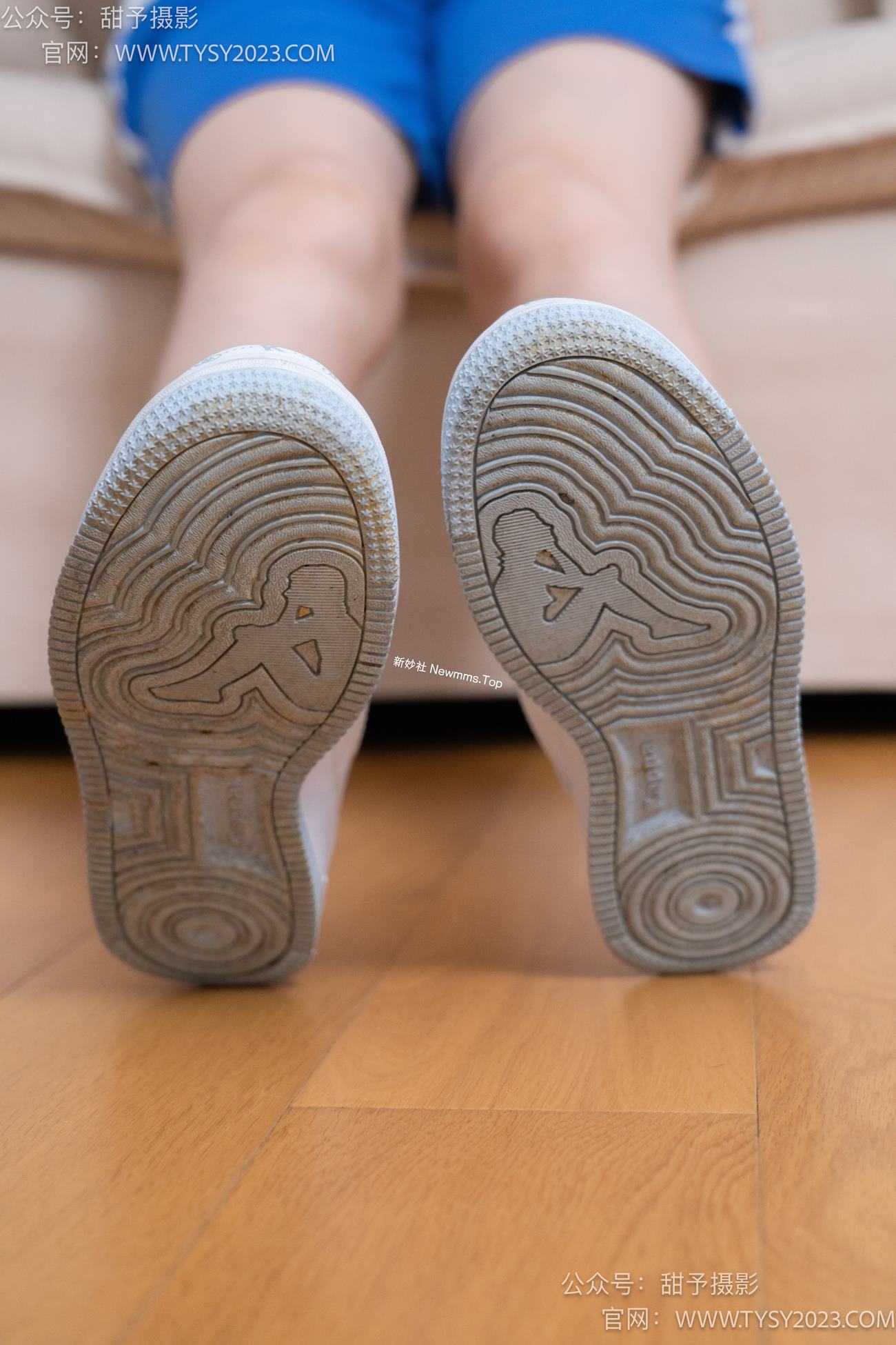 图片[23]-甜予摄影 NO.080期：璇璇-校服、板鞋、裸足、光脚踩小西红柿葡萄的剧情[134P] – 速更版-美库