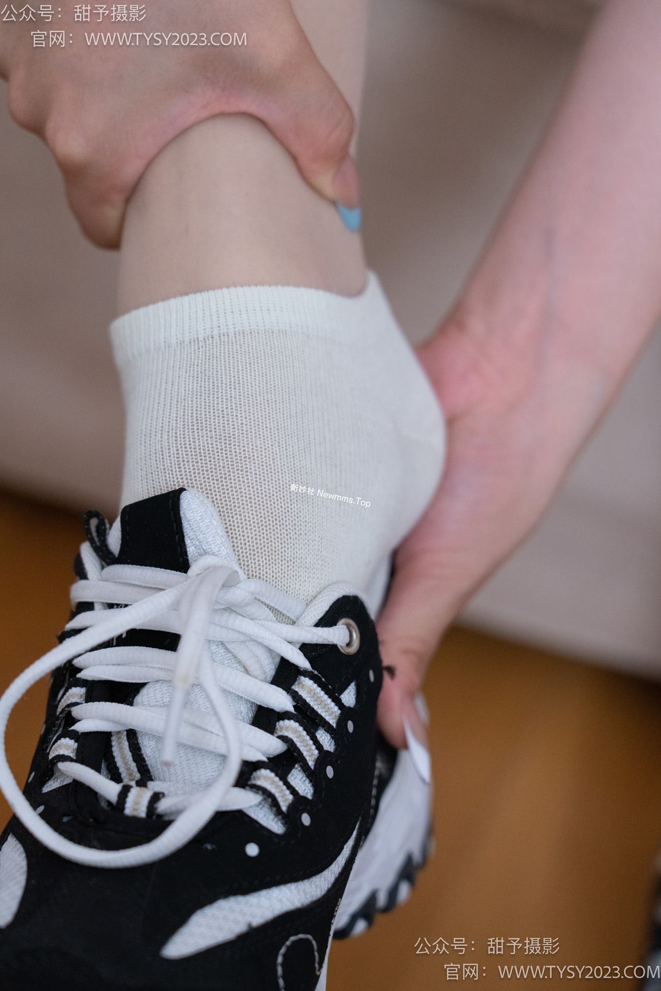 图片[43]-甜予摄影 NO.079期：小云-运动鞋、白棉袜、肉丝（脚尖加固款）[139P] – 速更版-美库