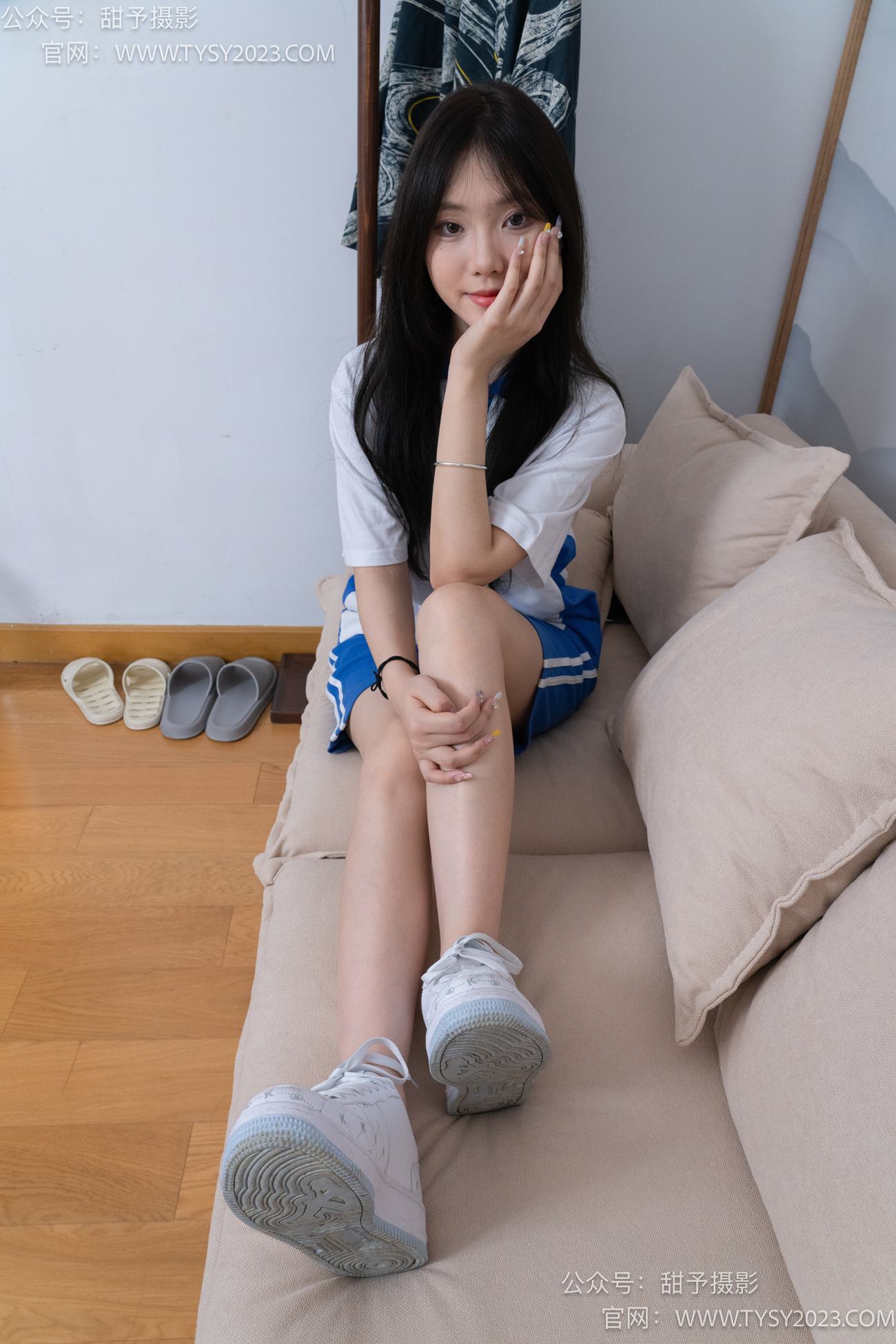 图片[42]-甜予摄影 NO.080期：璇璇-校服、板鞋、裸足、光脚踩小西红柿葡萄的剧情[134P] – 速更版-美库