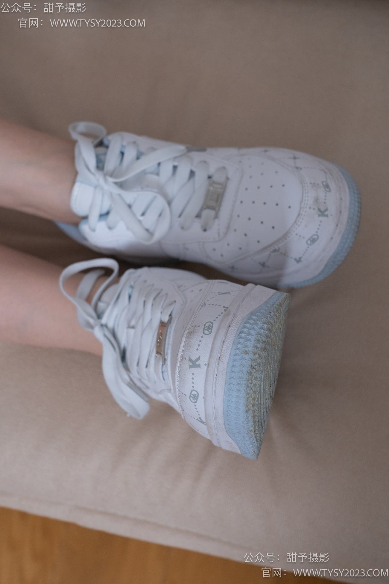 图片[46]-甜予摄影 NO.080期：璇璇-校服、板鞋、裸足、光脚踩小西红柿葡萄的剧情[134P] – 速更版-美库