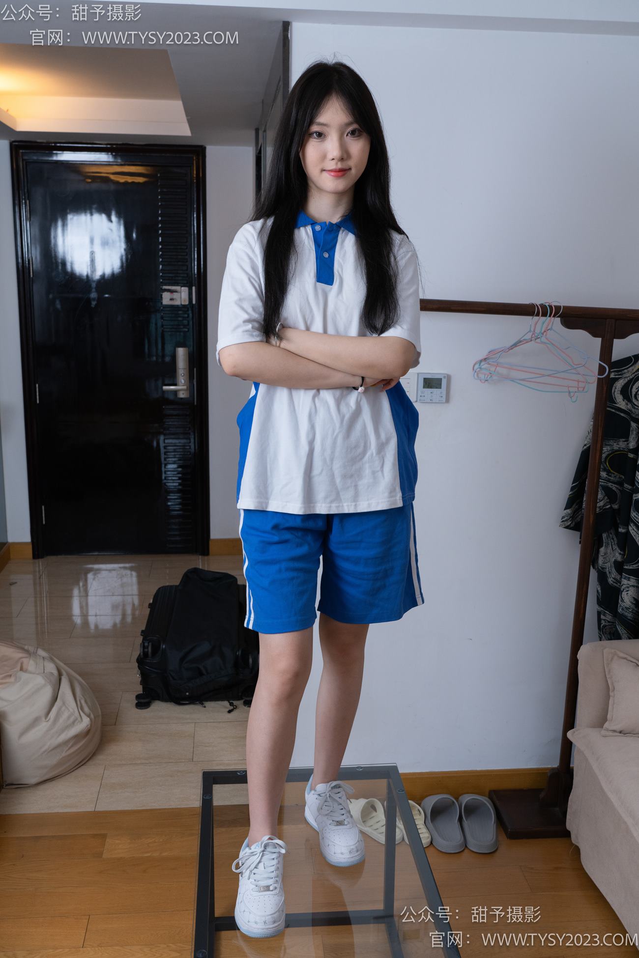 图片[49]-甜予摄影 NO.080期：璇璇-校服、板鞋、裸足、光脚踩小西红柿葡萄的剧情[134P] – 速更版-美库