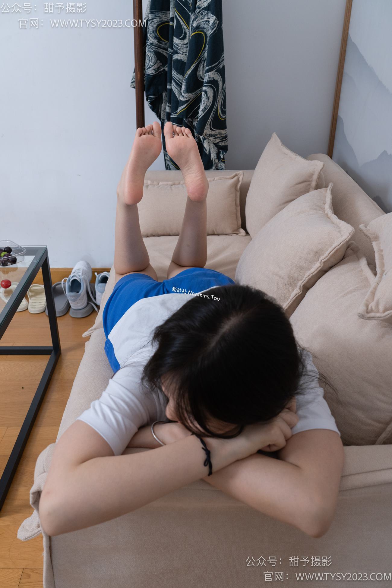 图片[101]-甜予摄影 NO.080期：璇璇-校服、板鞋、裸足、光脚踩小西红柿葡萄的剧情[134P] – 速更版-美库