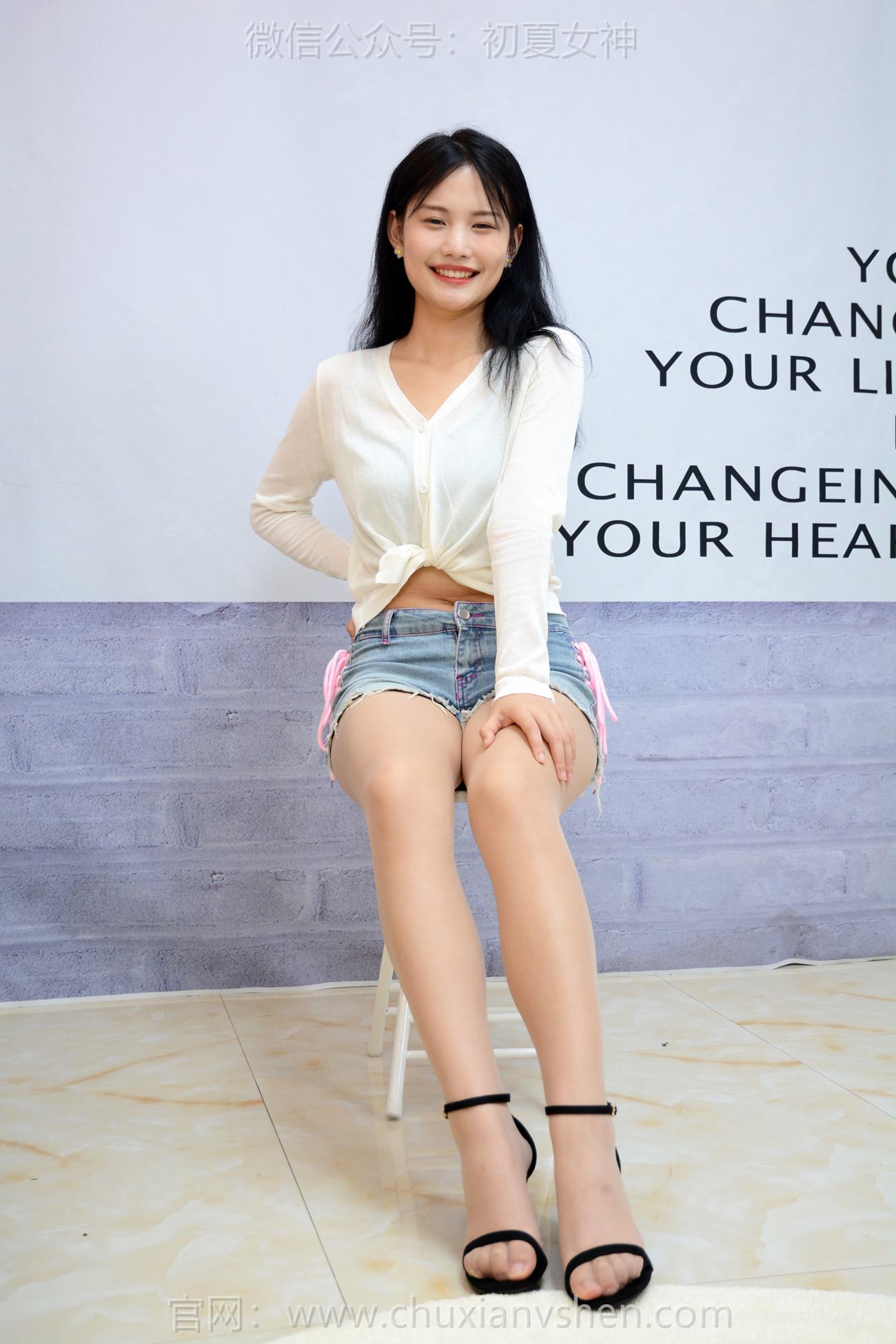 图片[37]-初夏女神 NO.234 幺幺 职业微笑[85P] – 速更版-美库