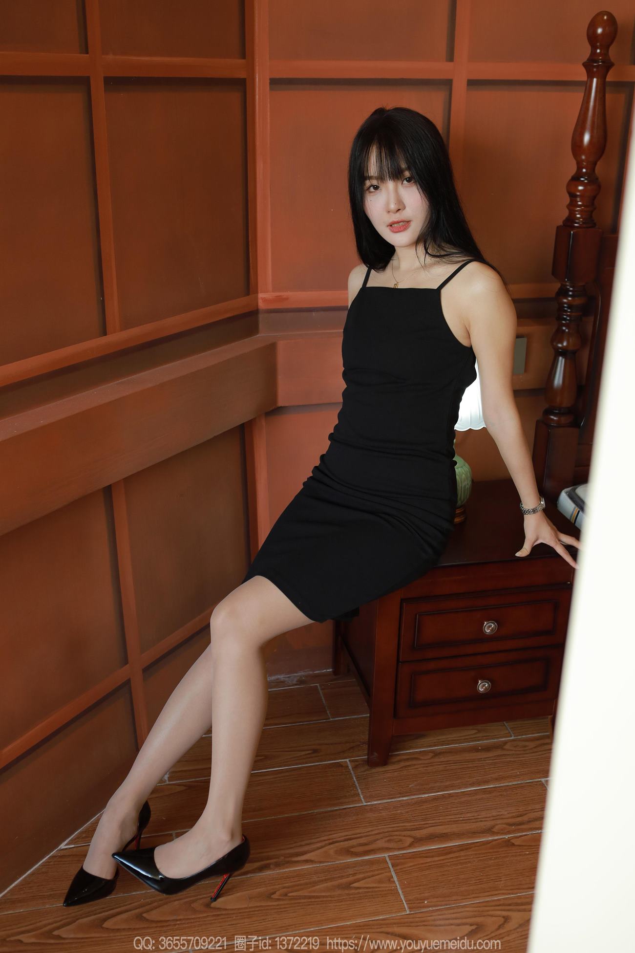 图片[41]-[IESS异思趣向] 2024.09.22 丝享家1852：婉萍《黑色礼裙（上）》[90P] – 速更版-美库