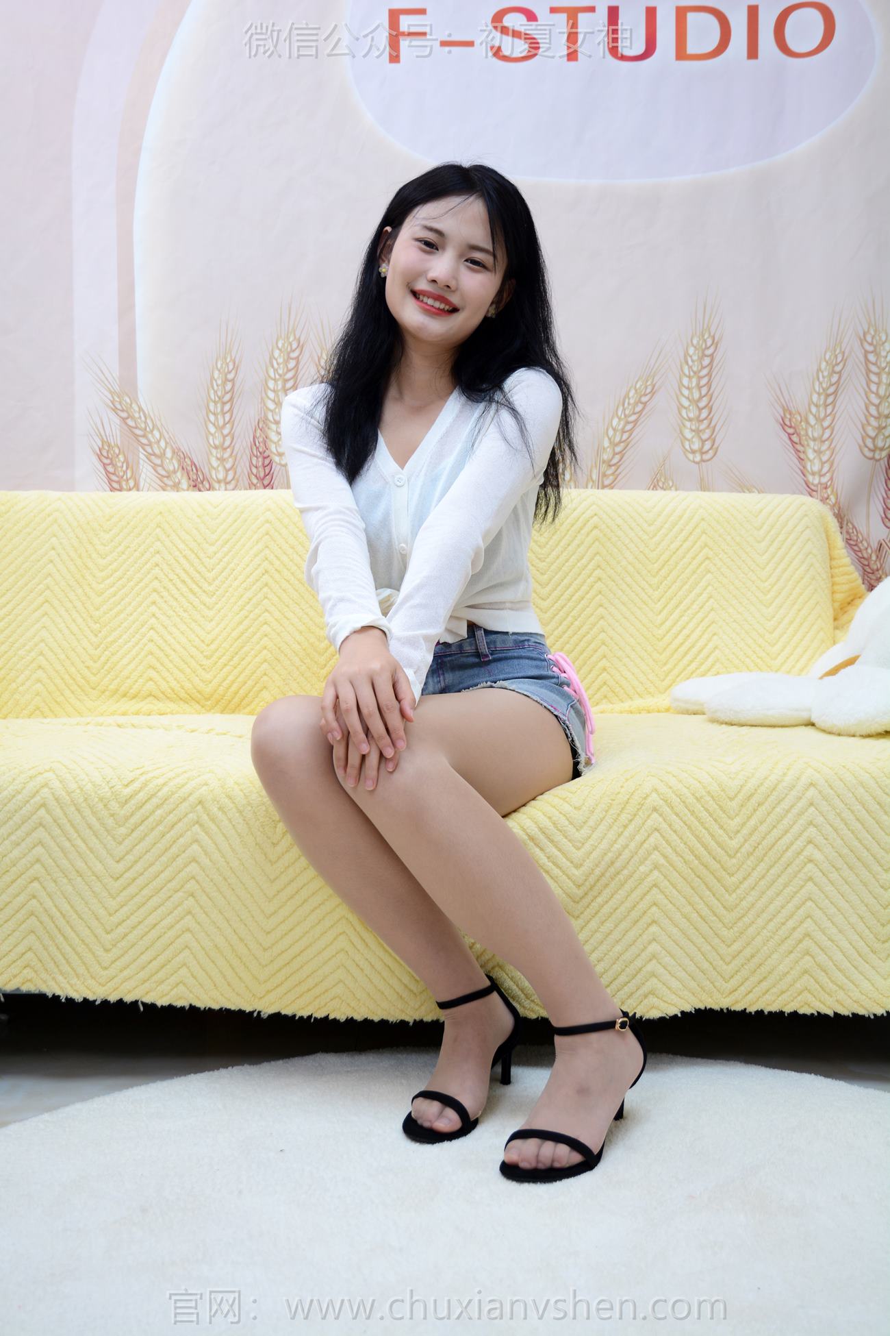 图片[82]-初夏女神 NO.234 幺幺 职业微笑[85P] – 速更版-美库