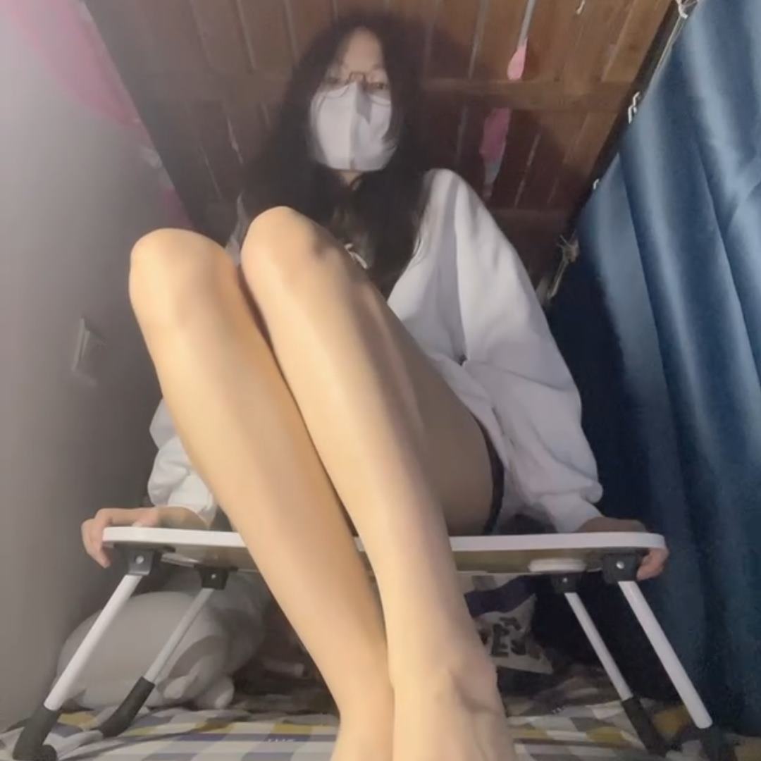 图片[28]-脚模面试脸足同框套路系列-054-素人2[59P] – 速更版-美库