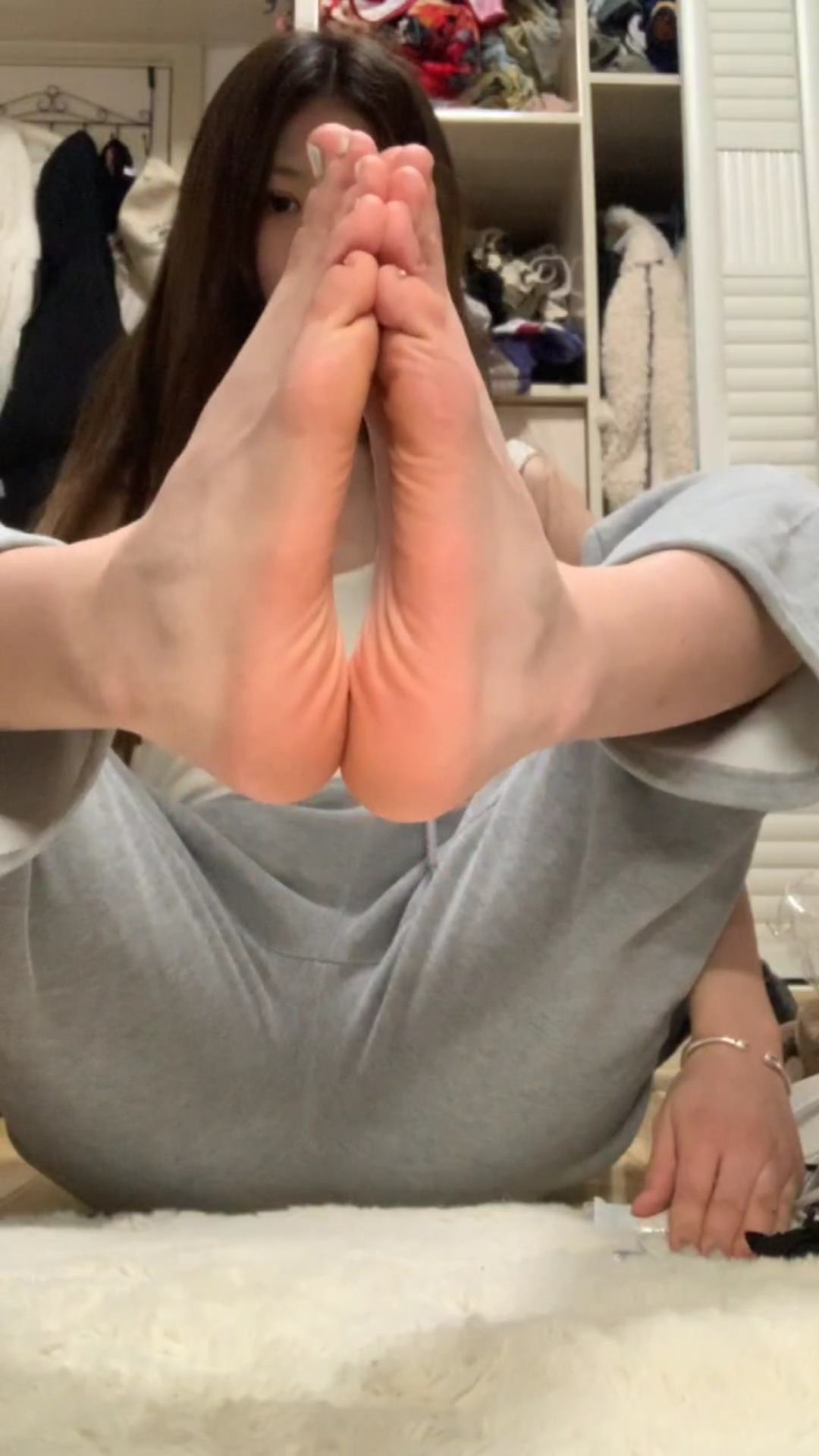 图片[27]-脚模面试脸足同框套路系列-056-素人4[47P] – 速更版-美库