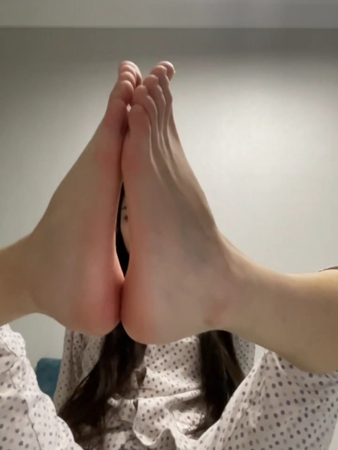 图片[43]-脚模面试脸足同框套路系列-056-素人4[47P] – 速更版-美库