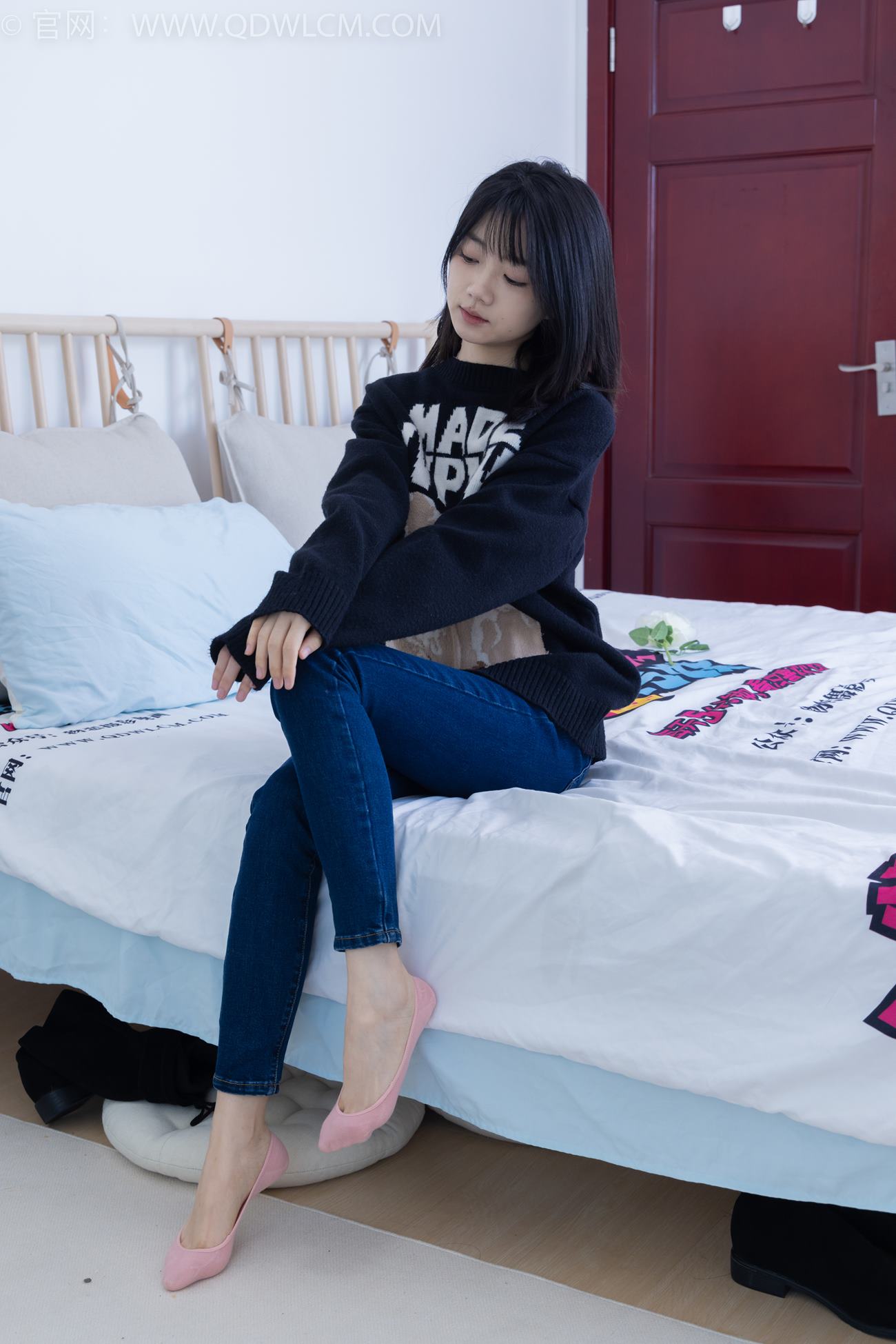 图片[152]-物恋传媒 NO.2135 欢欢-去流浪（盲盒2）[170P] – 速更版-美库