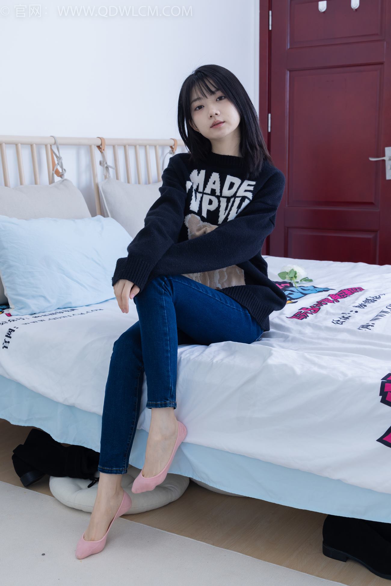 图片[153]-物恋传媒 NO.2135 欢欢-去流浪（盲盒2）[170P] – 速更版-美库