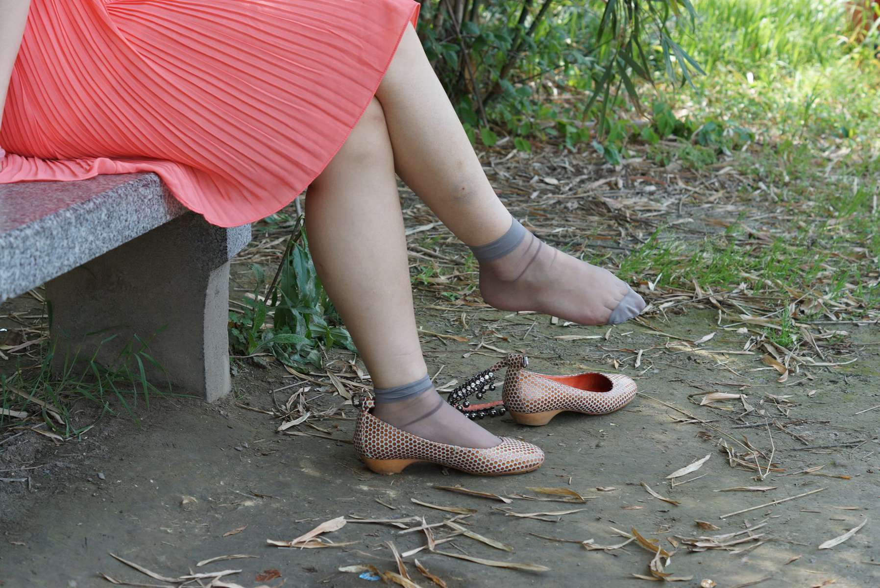 图片[11]-自由摄影 No.326 静静 水晶灰丝挑鞋 [65P] – 速更版-美库