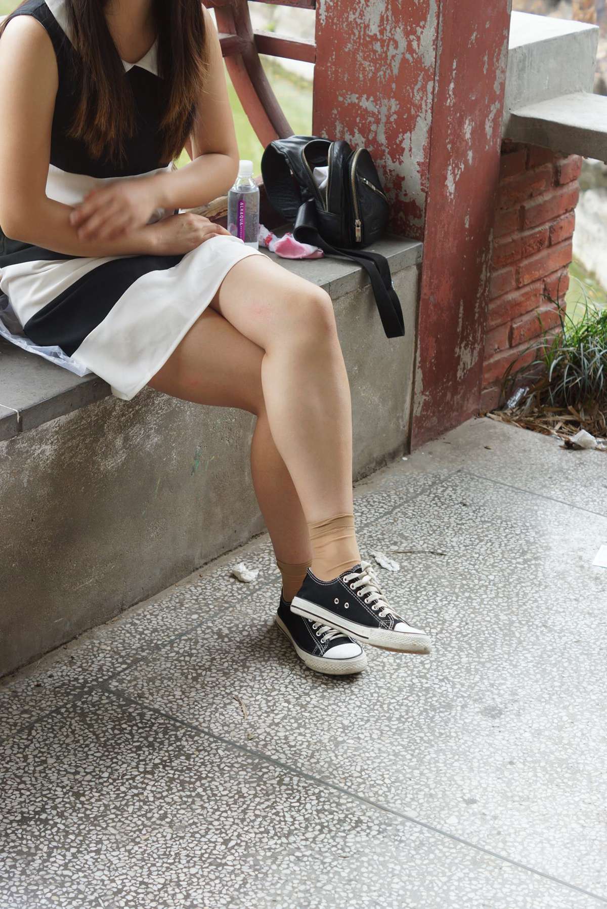 图片[10]-自由摄影 No.329 拍完棉袜，阳阳看到我的水晶丝袜 说：我可以试试吗？[79P] – 速更版-美库