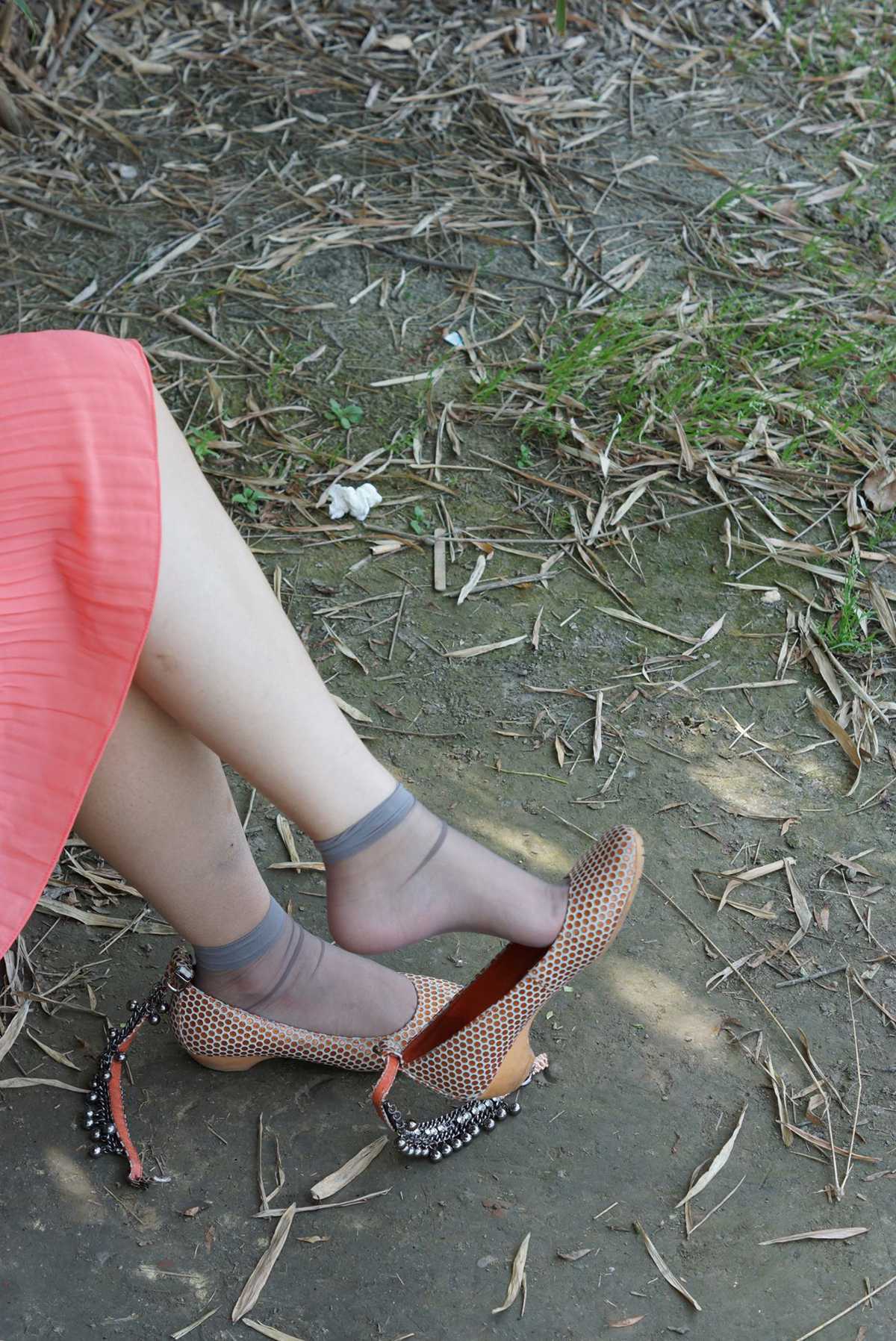 图片[28]-自由摄影 No.326 静静 水晶灰丝挑鞋 [65P] – 速更版-美库