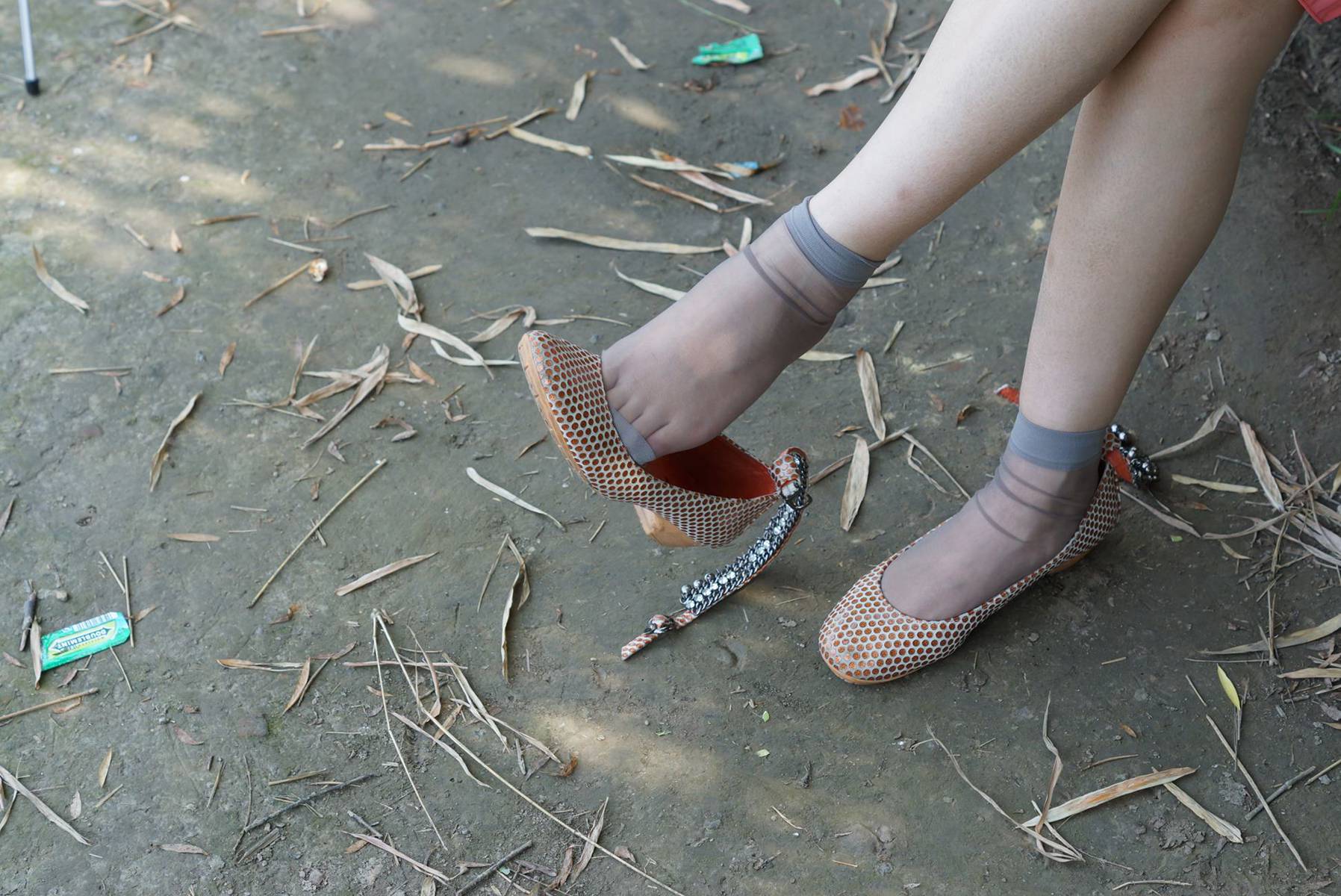 图片[31]-自由摄影 No.326 静静 水晶灰丝挑鞋 [65P] – 速更版-美库