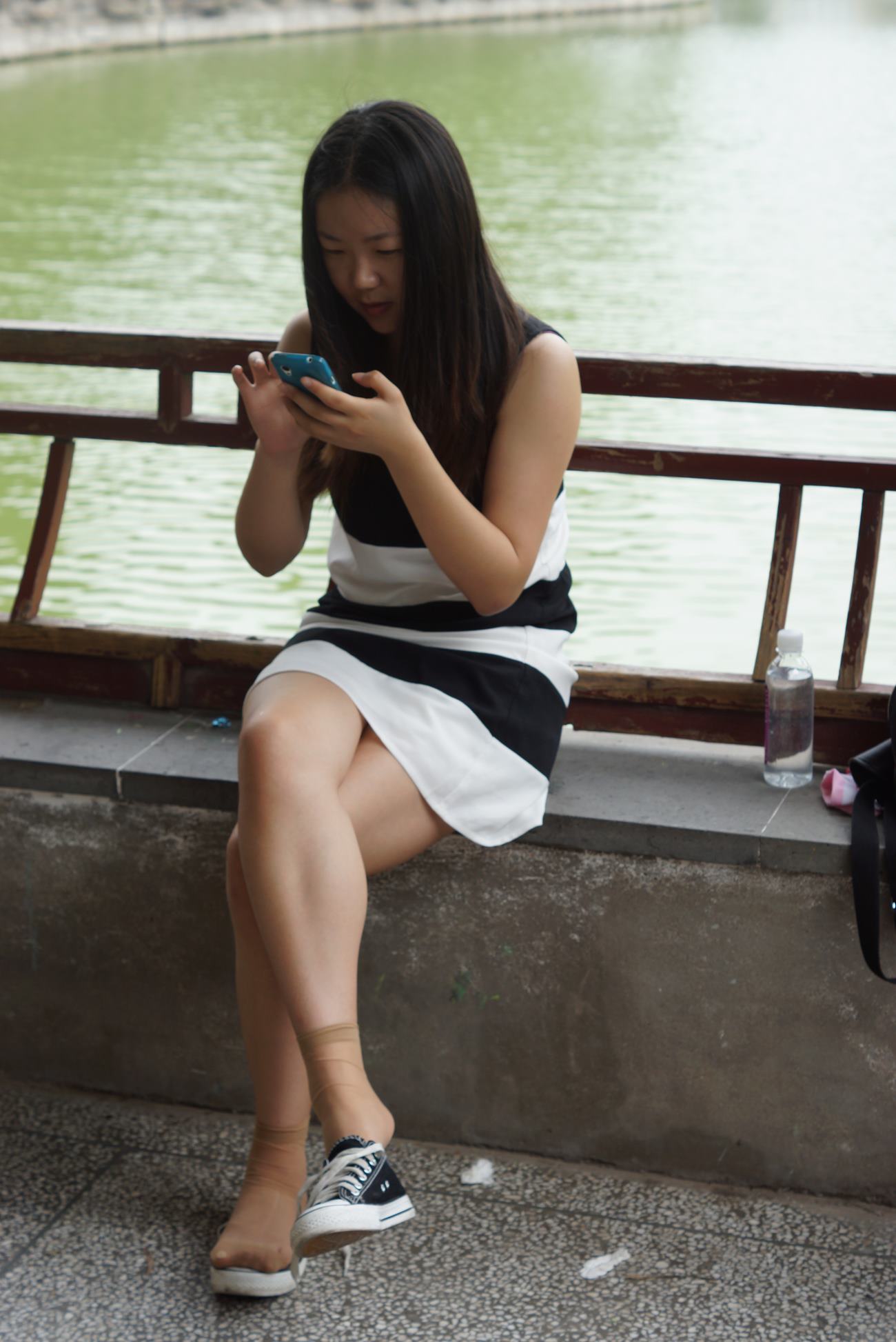 图片[50]-自由摄影 No.329 拍完棉袜，阳阳看到我的水晶丝袜 说：我可以试试吗？[79P] – 速更版-美库