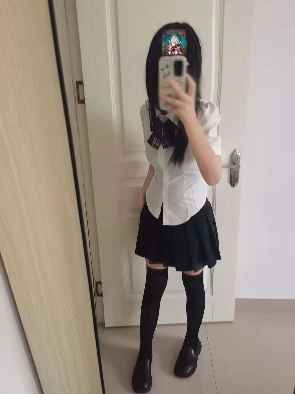 图片[10]-脚模面试脸足同框套路系列-065-COS小美女[9P] – 速更版-美库