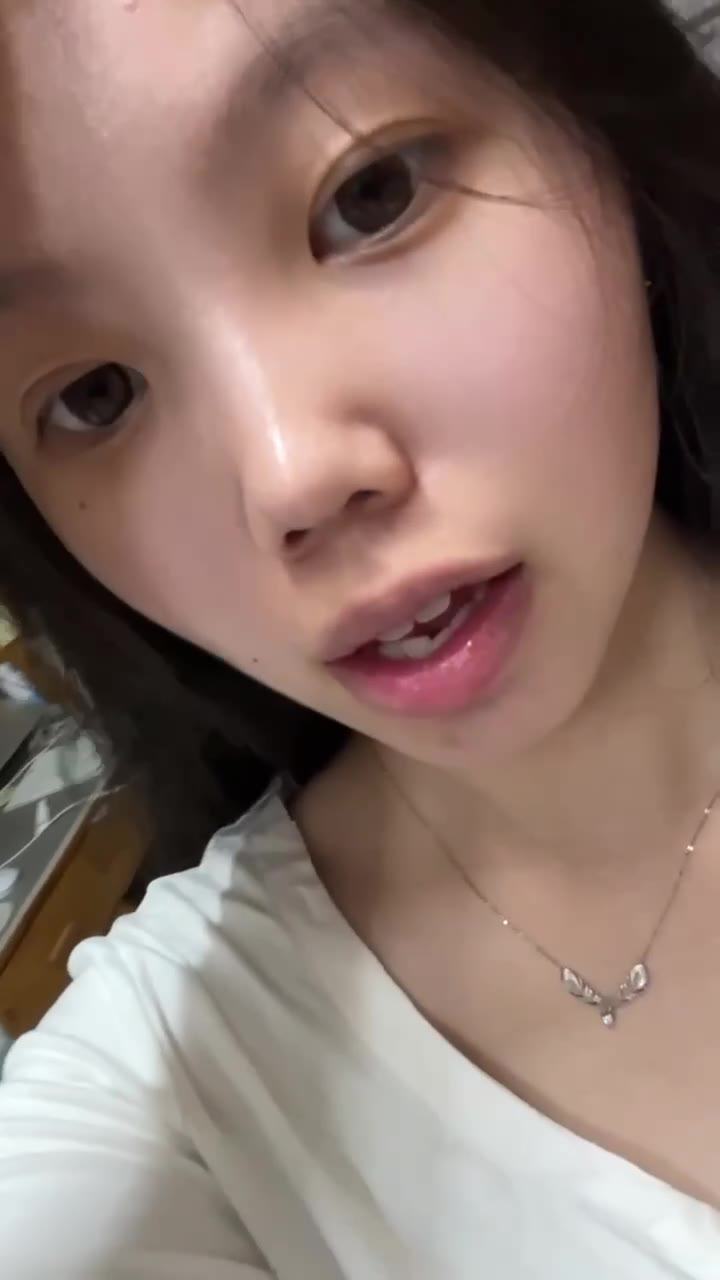 图片[10]-脚模面试脸足同框套路系列-071-大学生宿舍拍脚[20P] – 速更版-美库