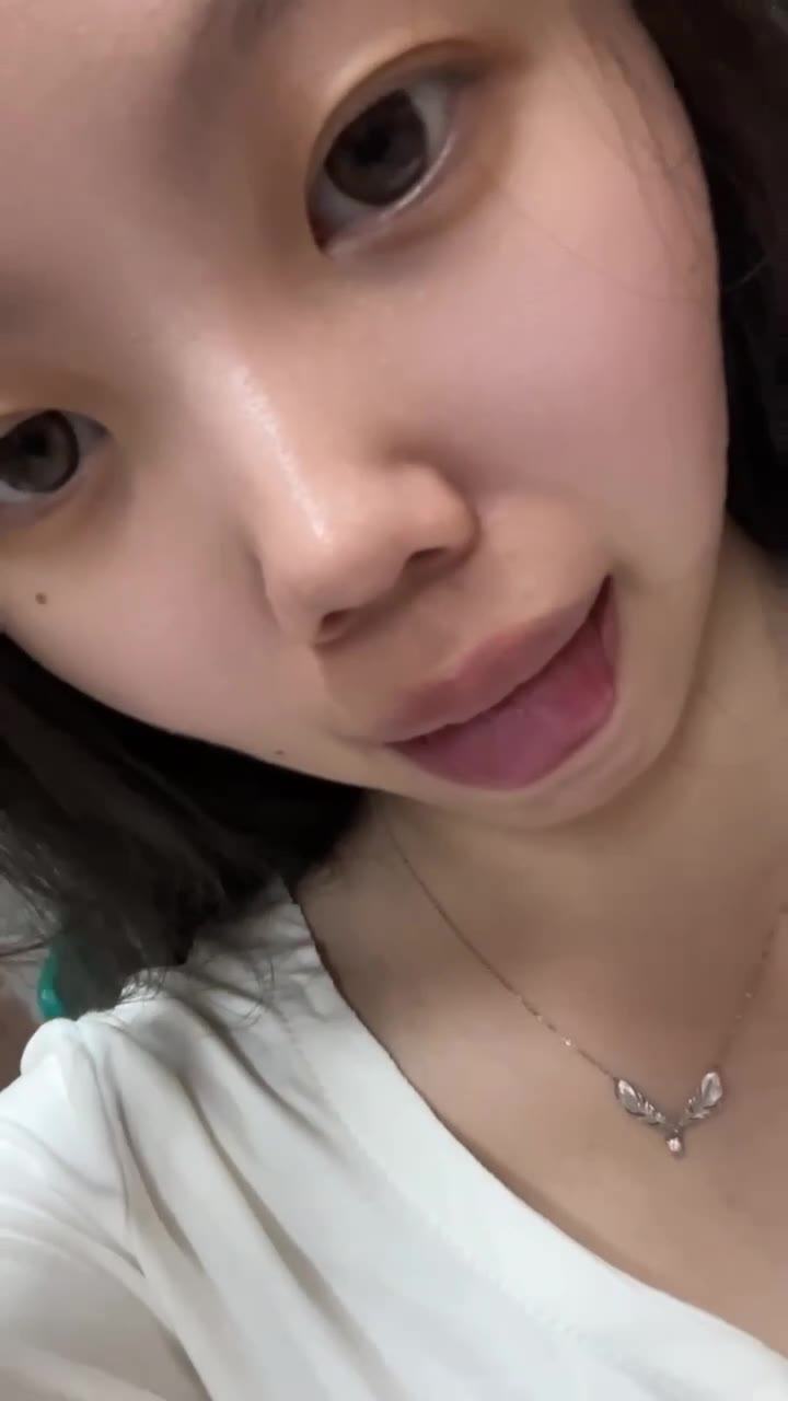 图片[12]-脚模面试脸足同框套路系列-071-大学生宿舍拍脚[20P] – 速更版-美库