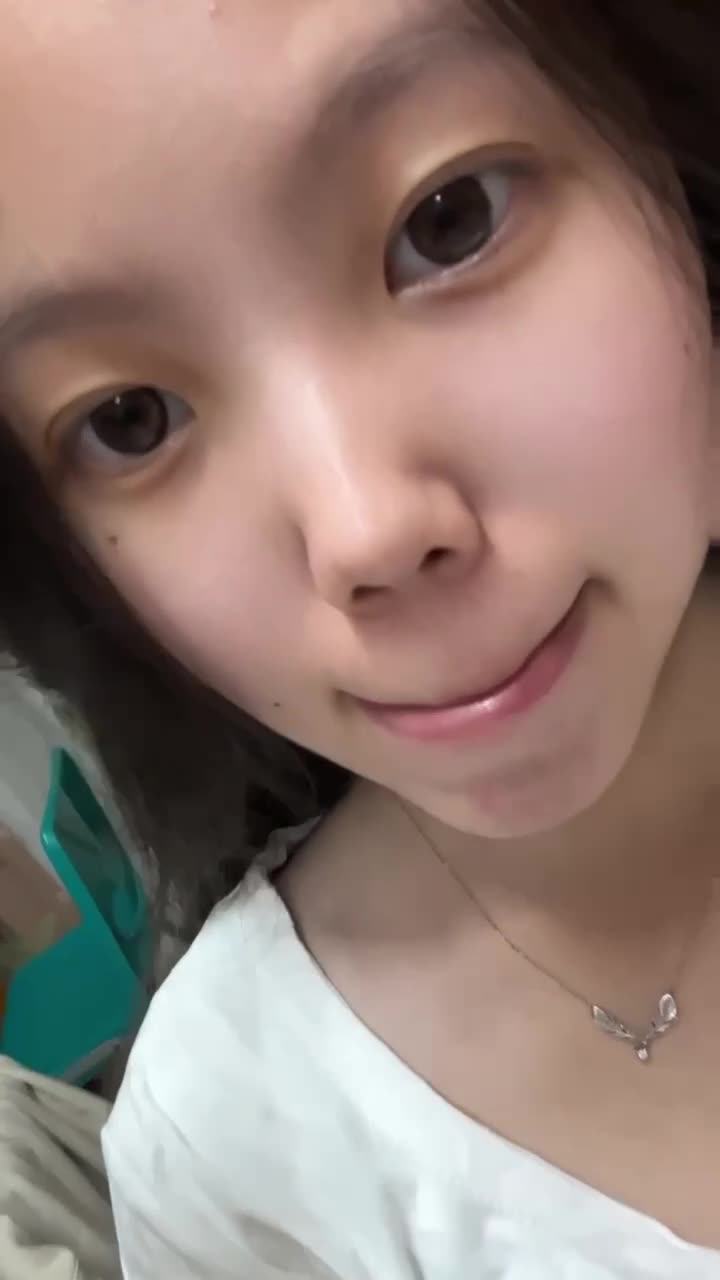 图片[14]-脚模面试脸足同框套路系列-071-大学生宿舍拍脚[20P] – 速更版-美库